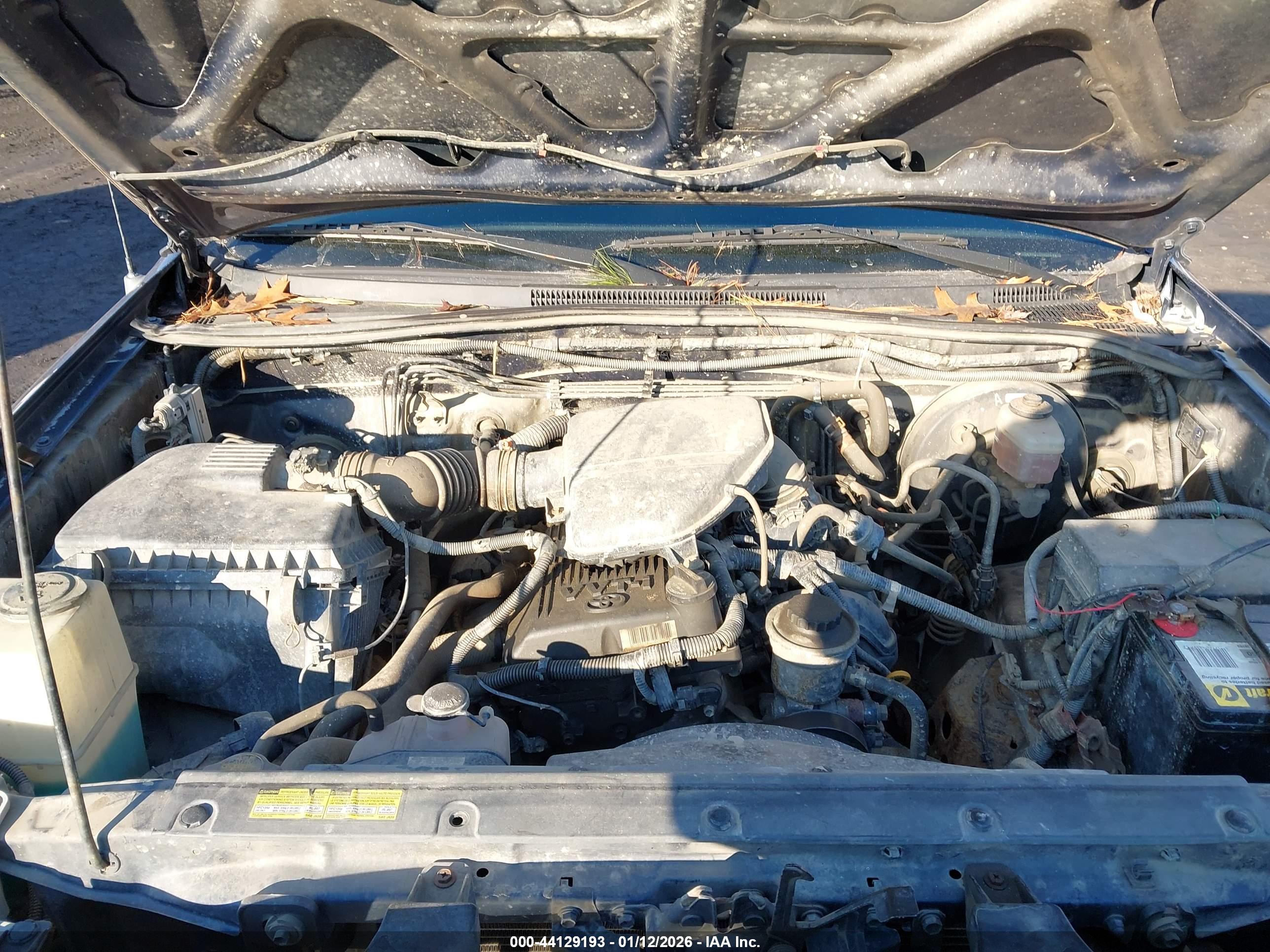 TOYOTA TACOMA image 10
