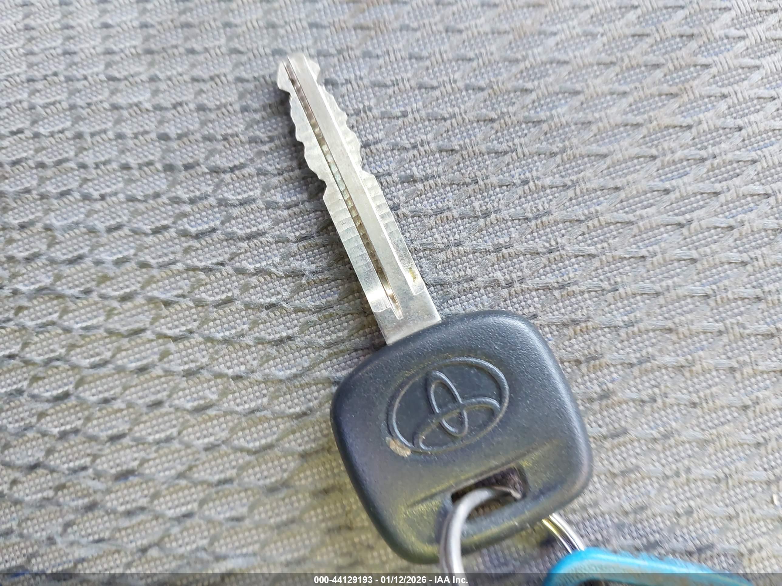 TOYOTA TACOMA image 11