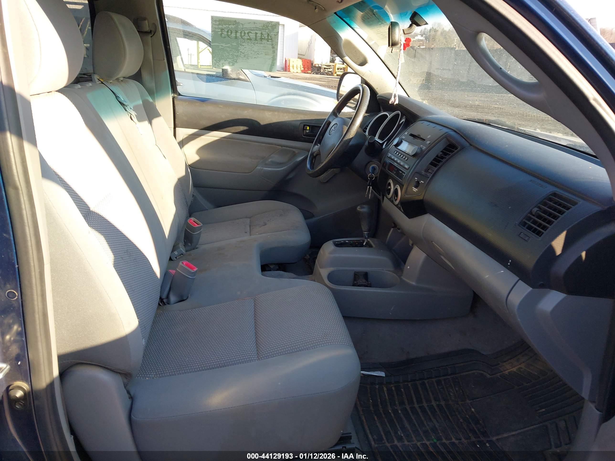 TOYOTA TACOMA image 5