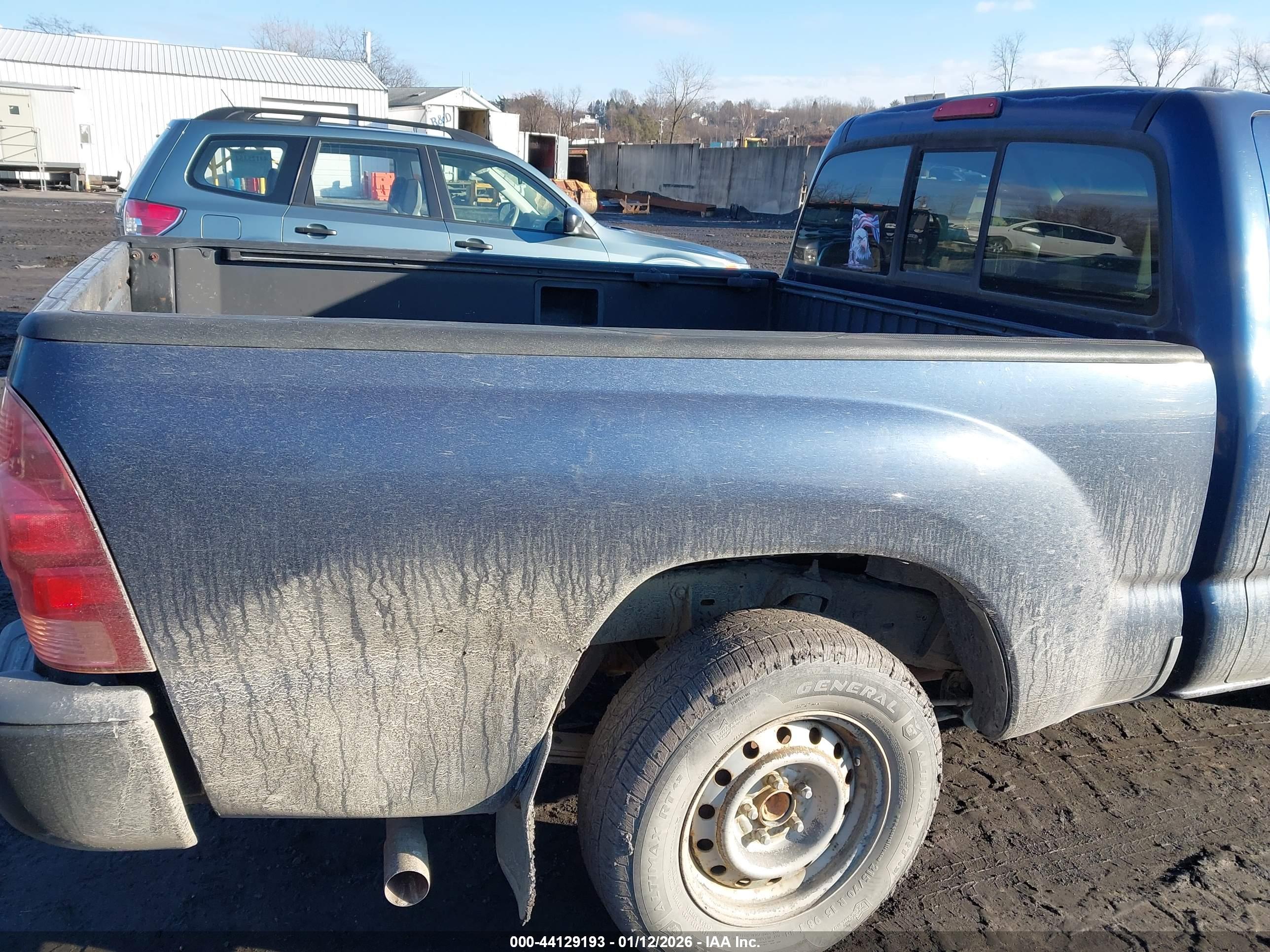 TOYOTA TACOMA image 8