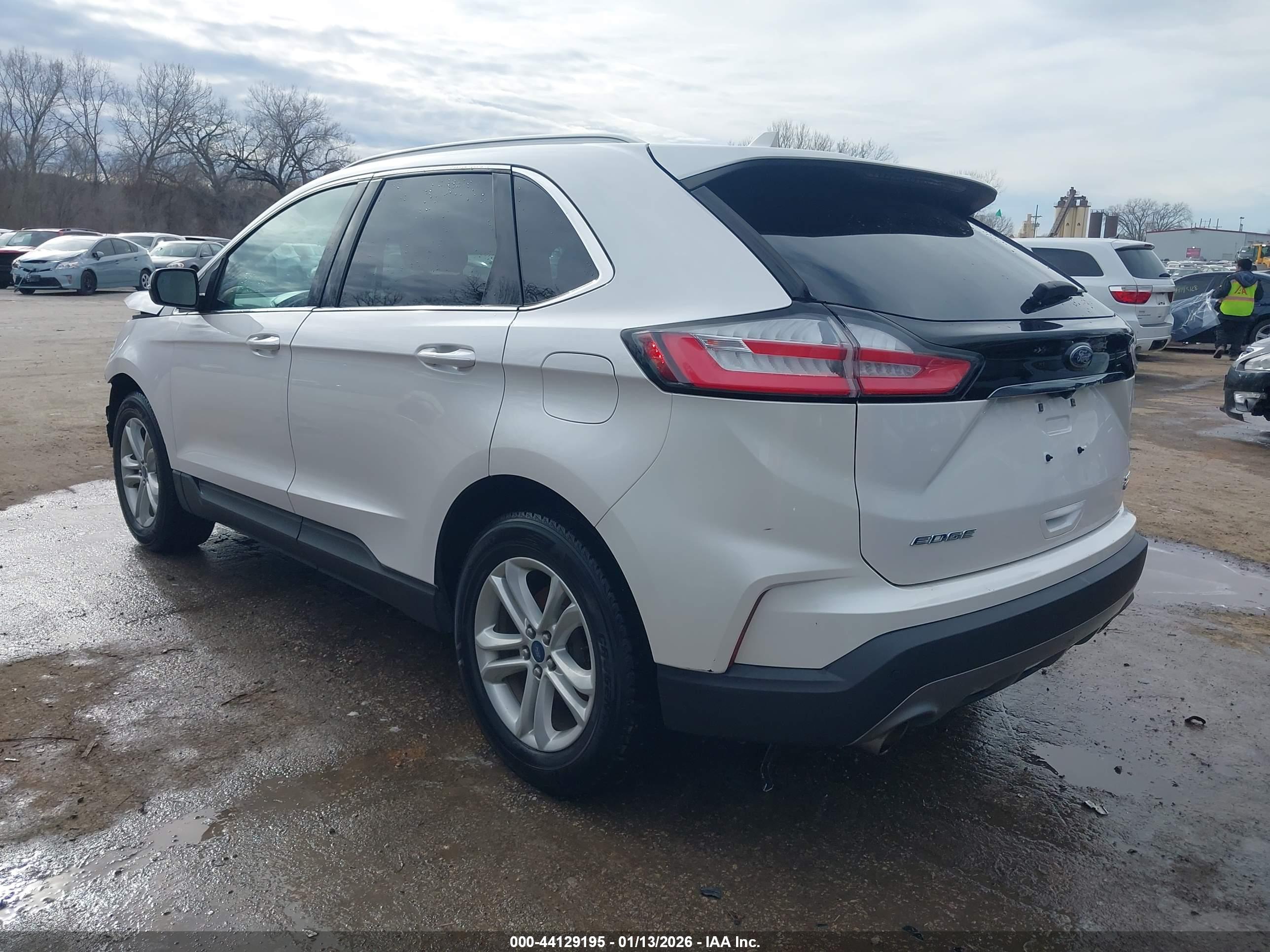 FORD EDGE image 3