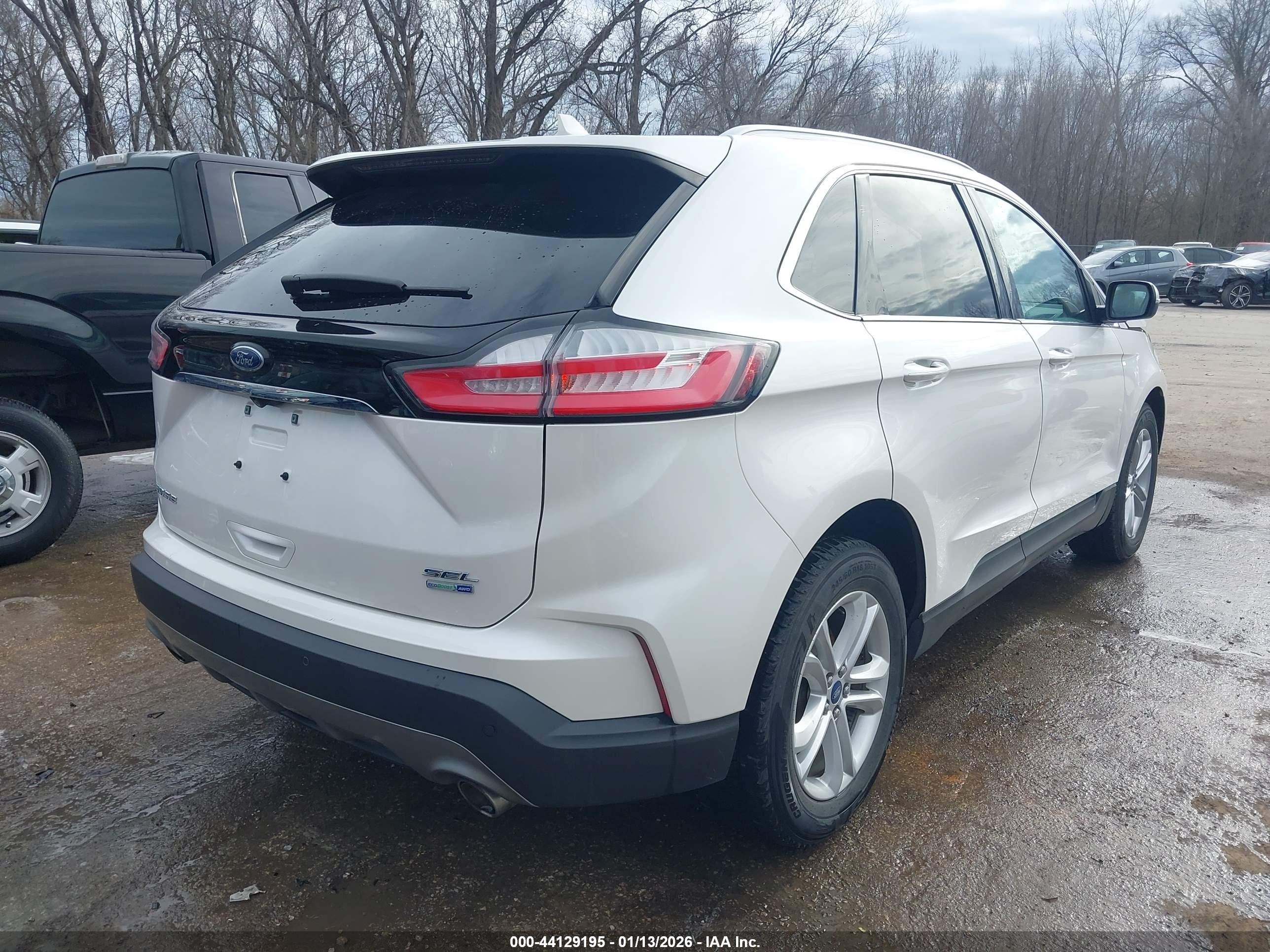 FORD EDGE image 4