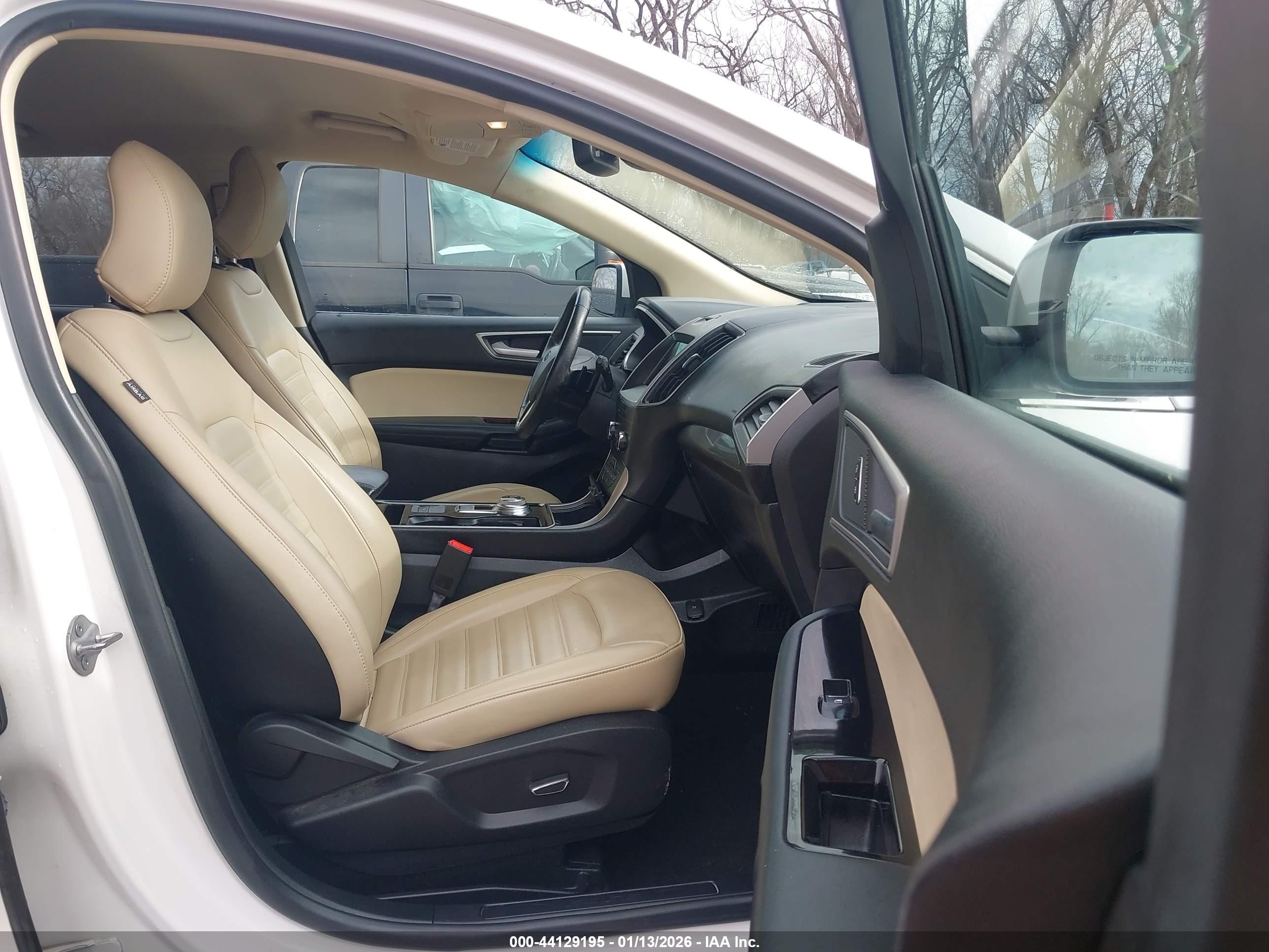 FORD EDGE image 5