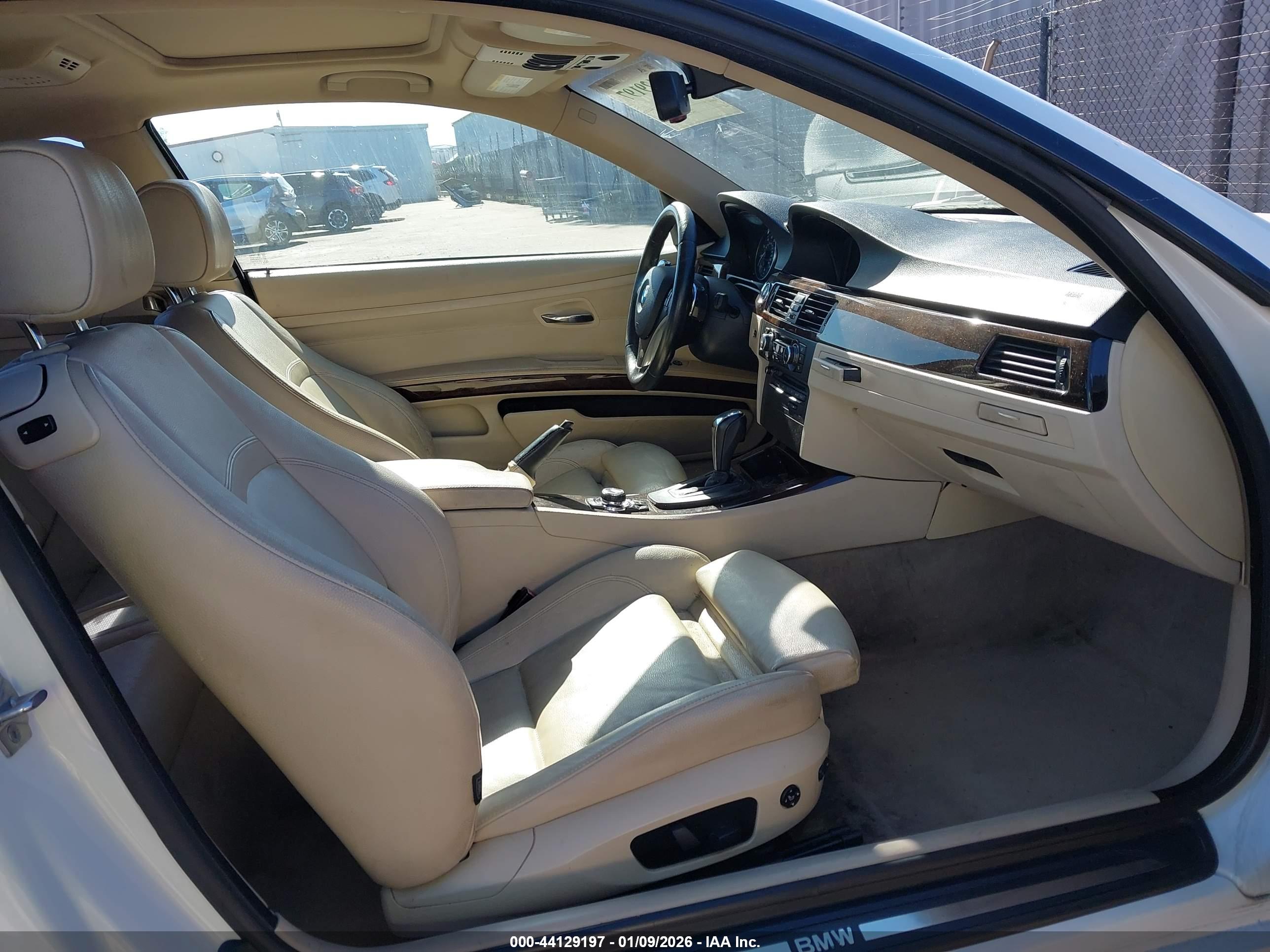 BMW 328I image 5