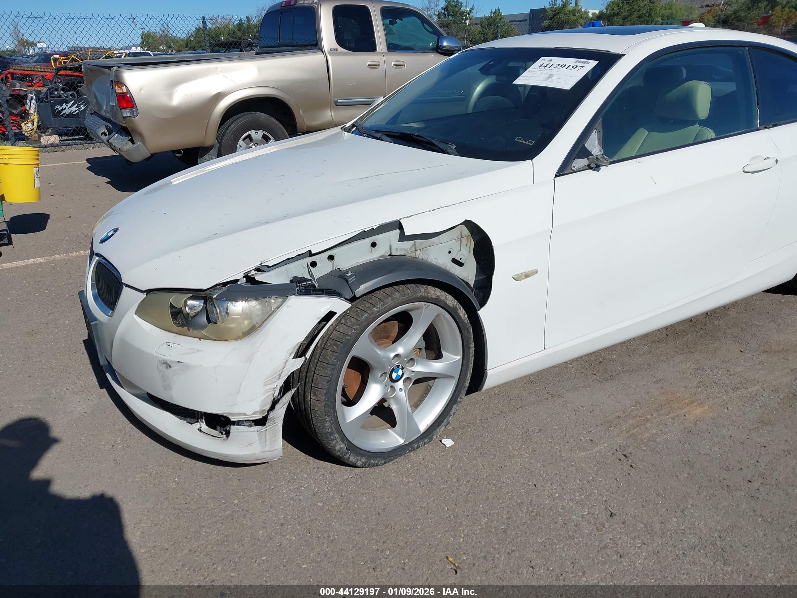 BMW 328I image 6
