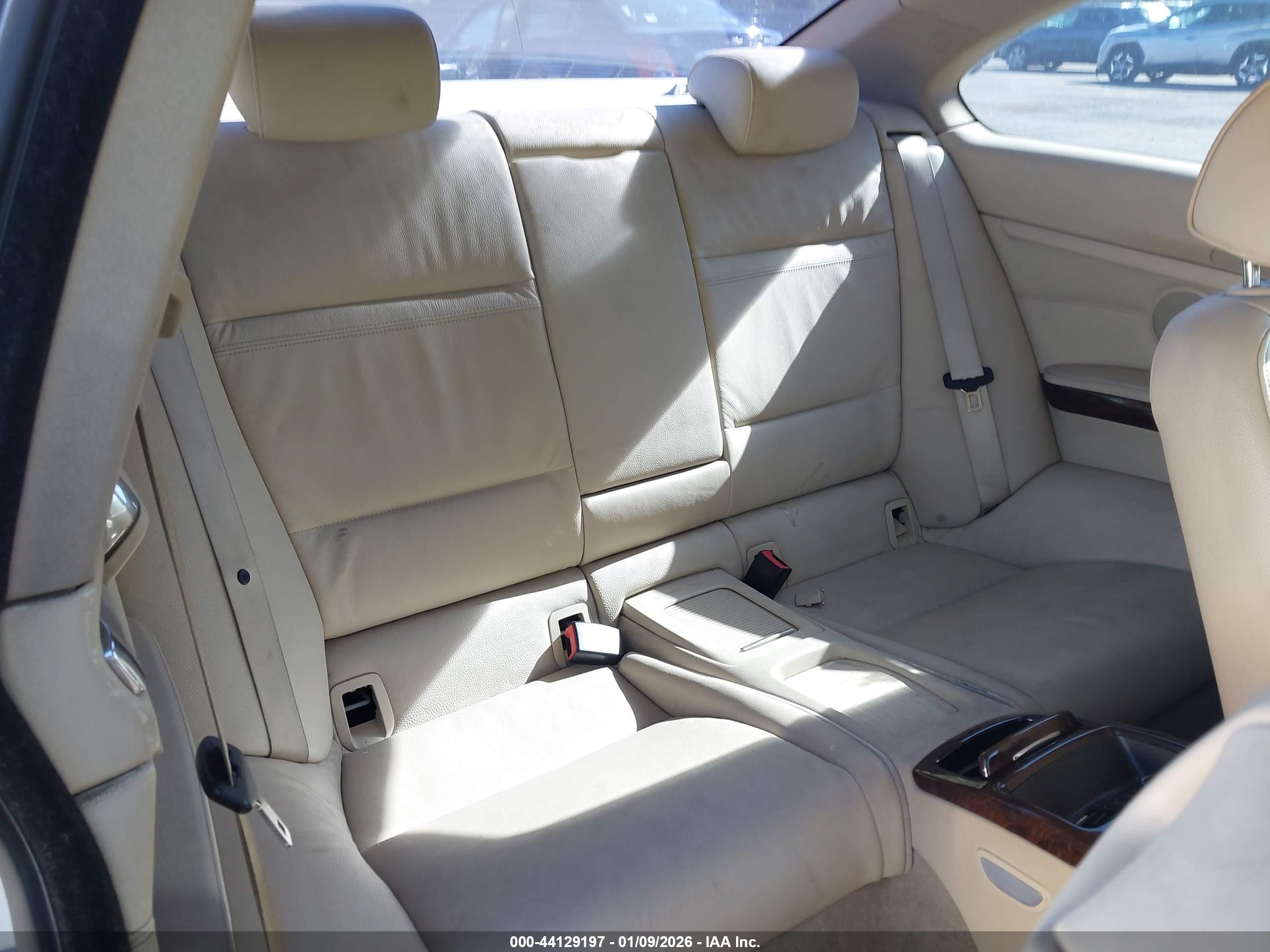 BMW 328I image 8