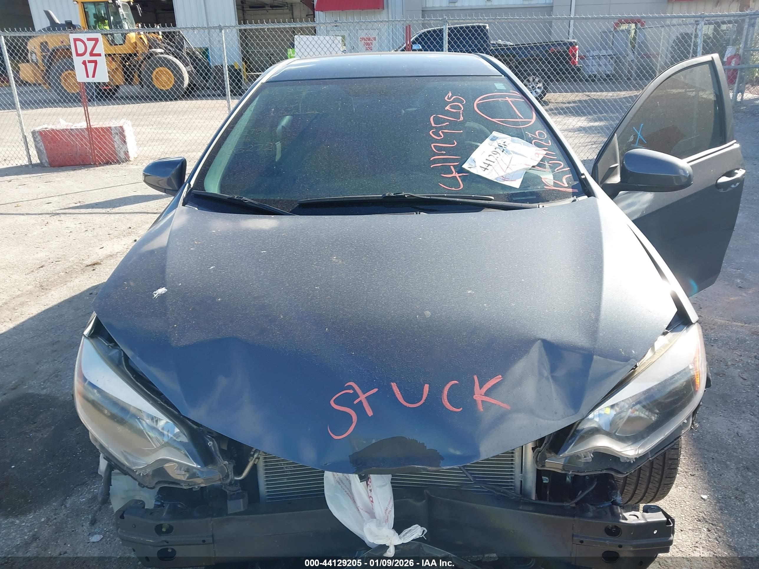 TOYOTA COROLLA image 10