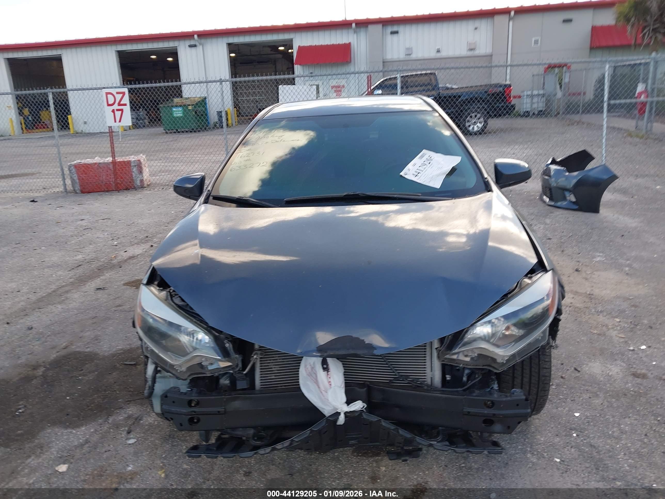 TOYOTA COROLLA image 6