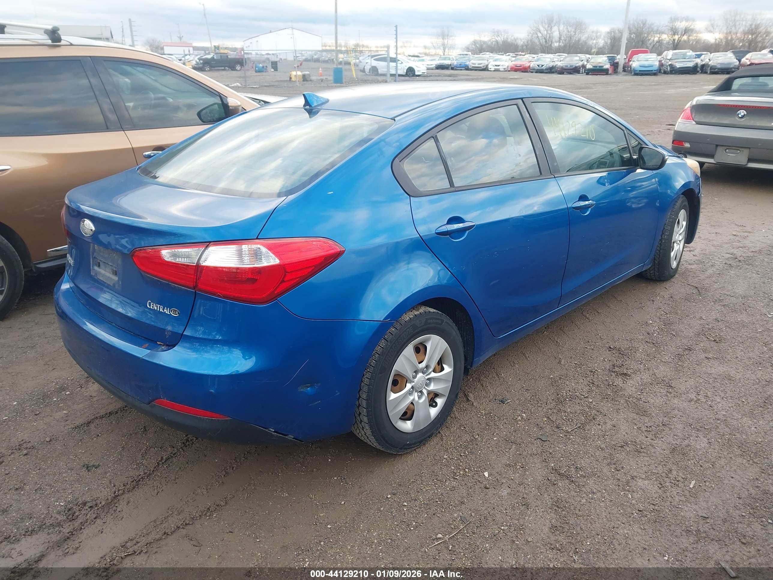 KIA FORTE image 4