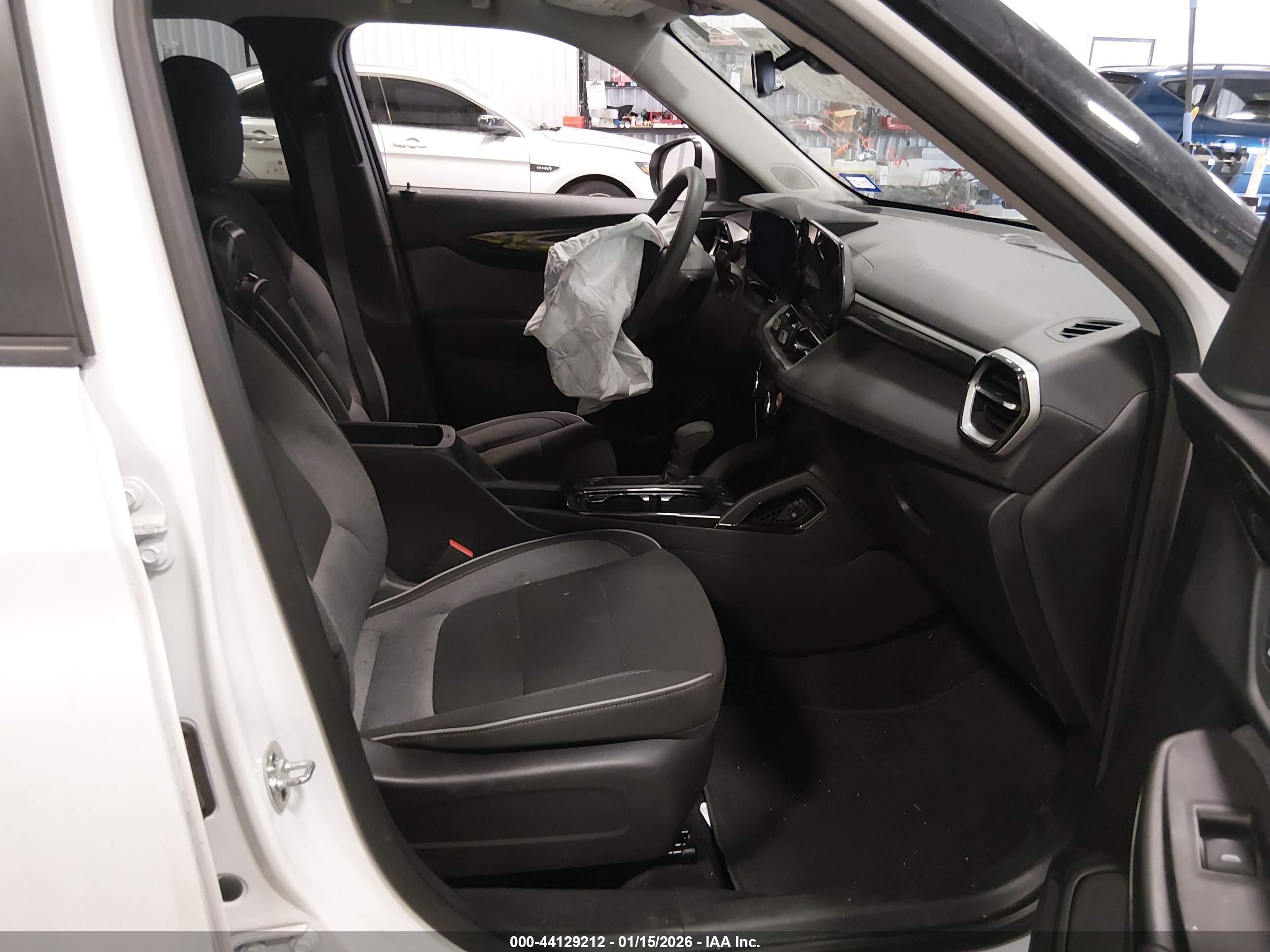 CHEVROLET TRAILBLAZER image 5