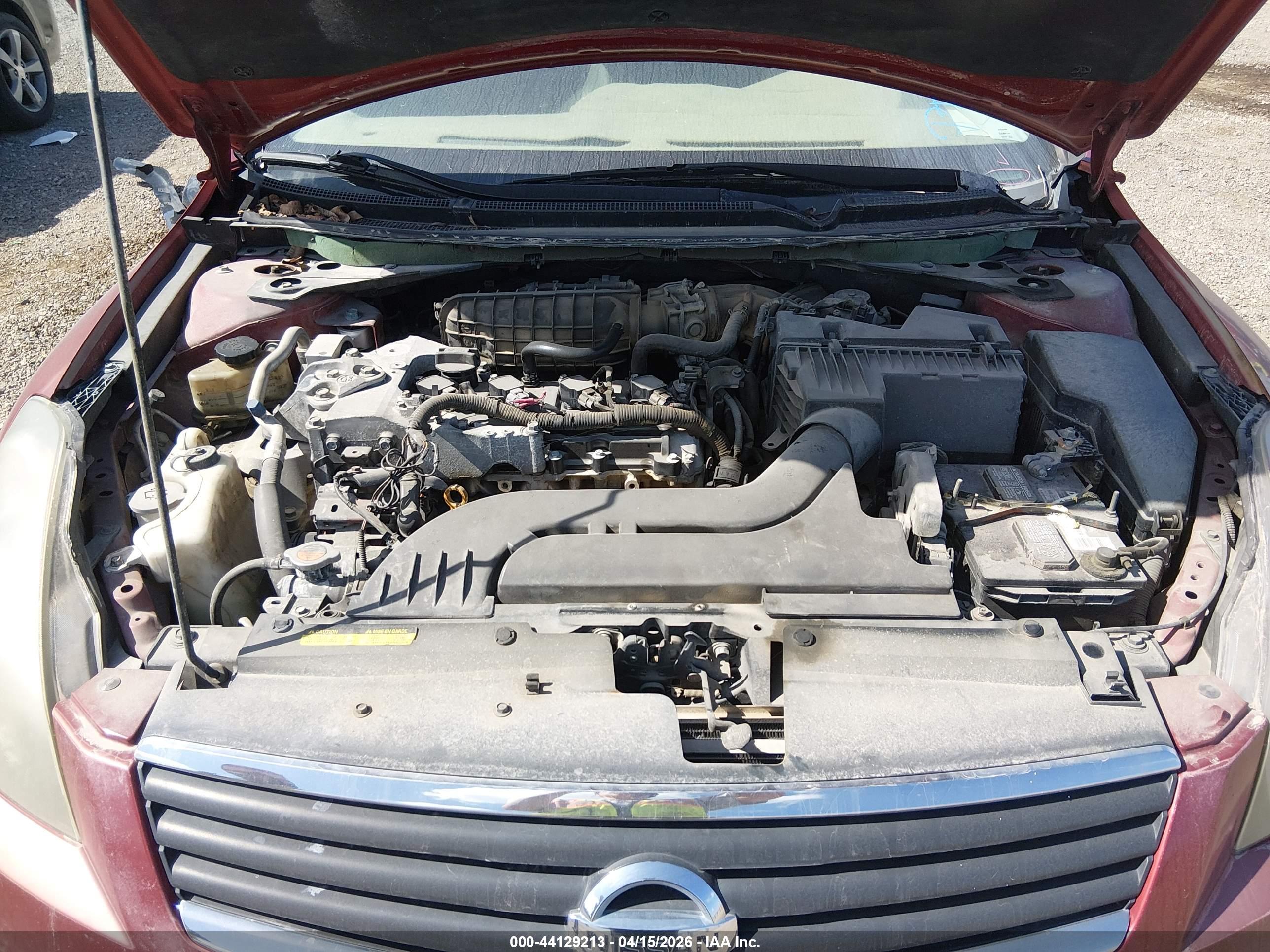 NISSAN ALTIMA image 10