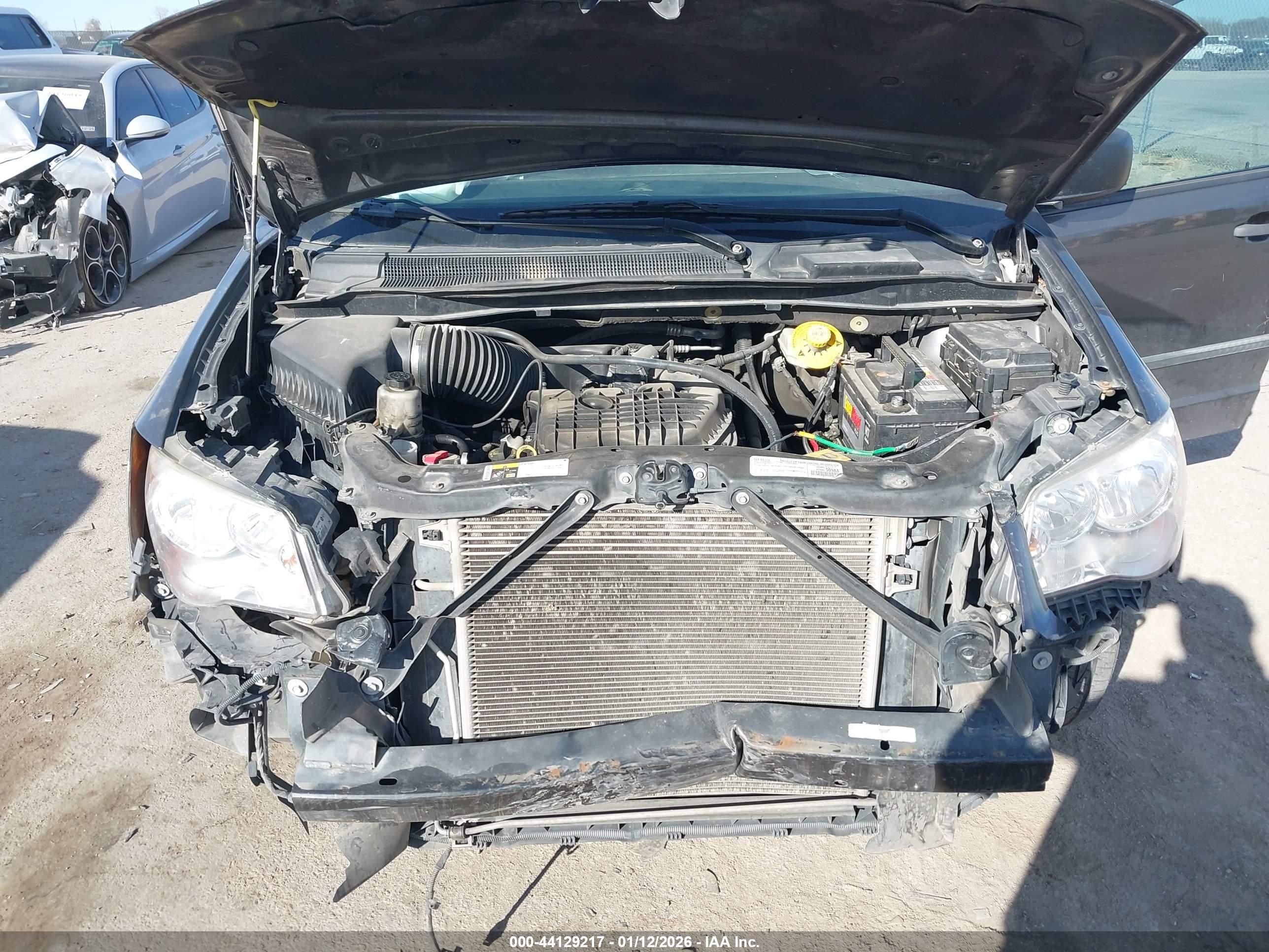 DODGE GRAND image 10