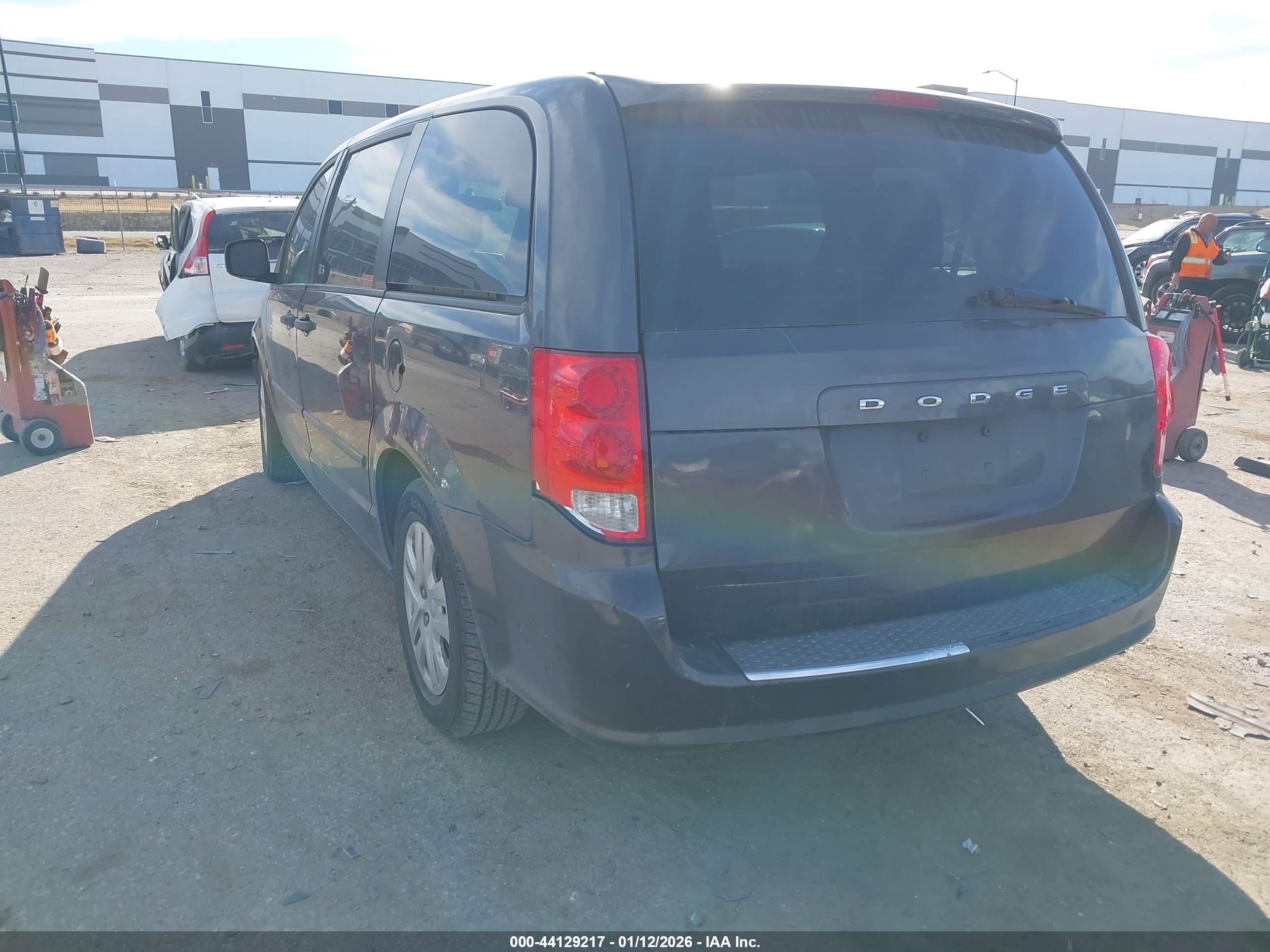 DODGE GRAND image 3