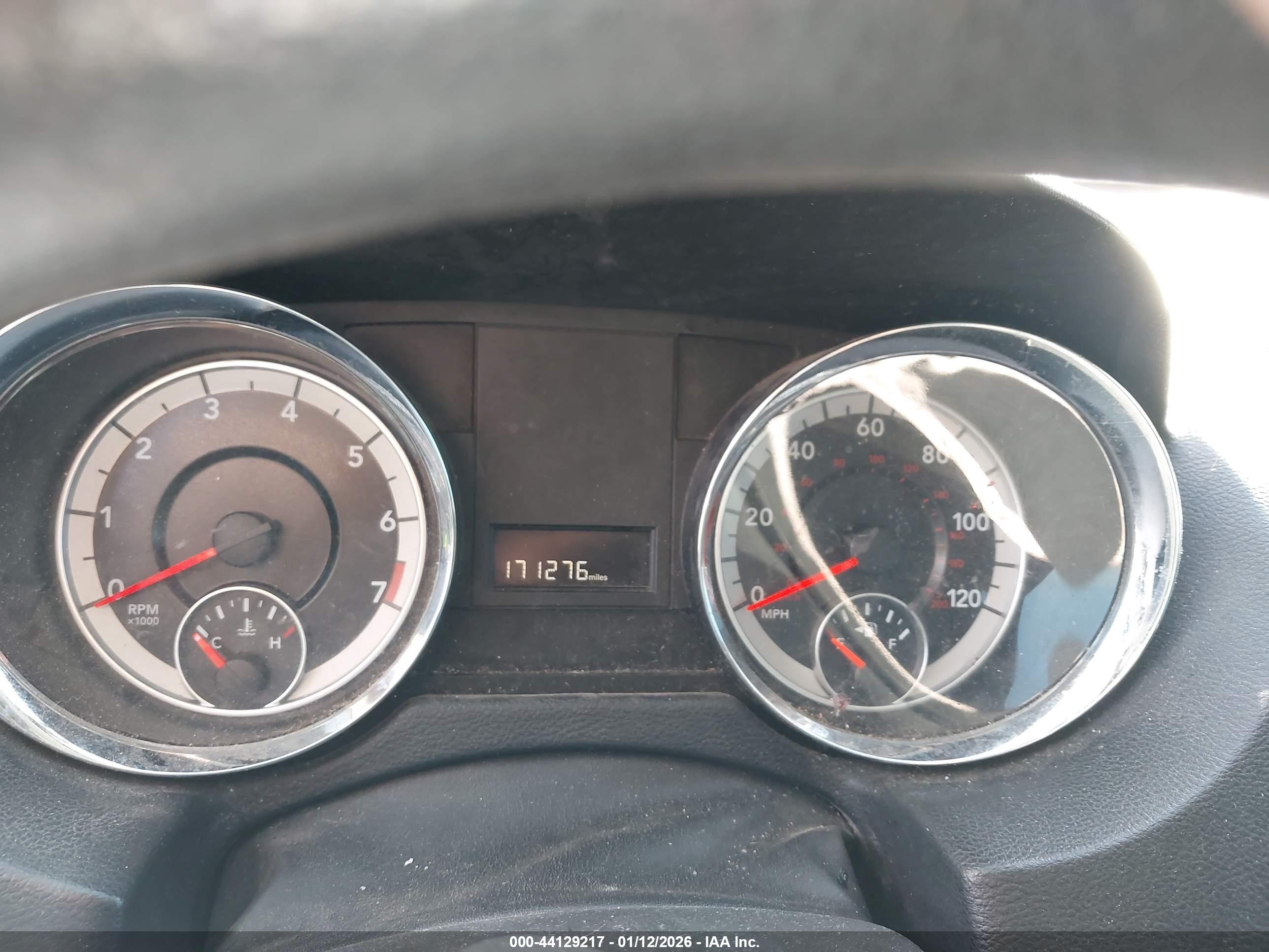 DODGE GRAND image 7