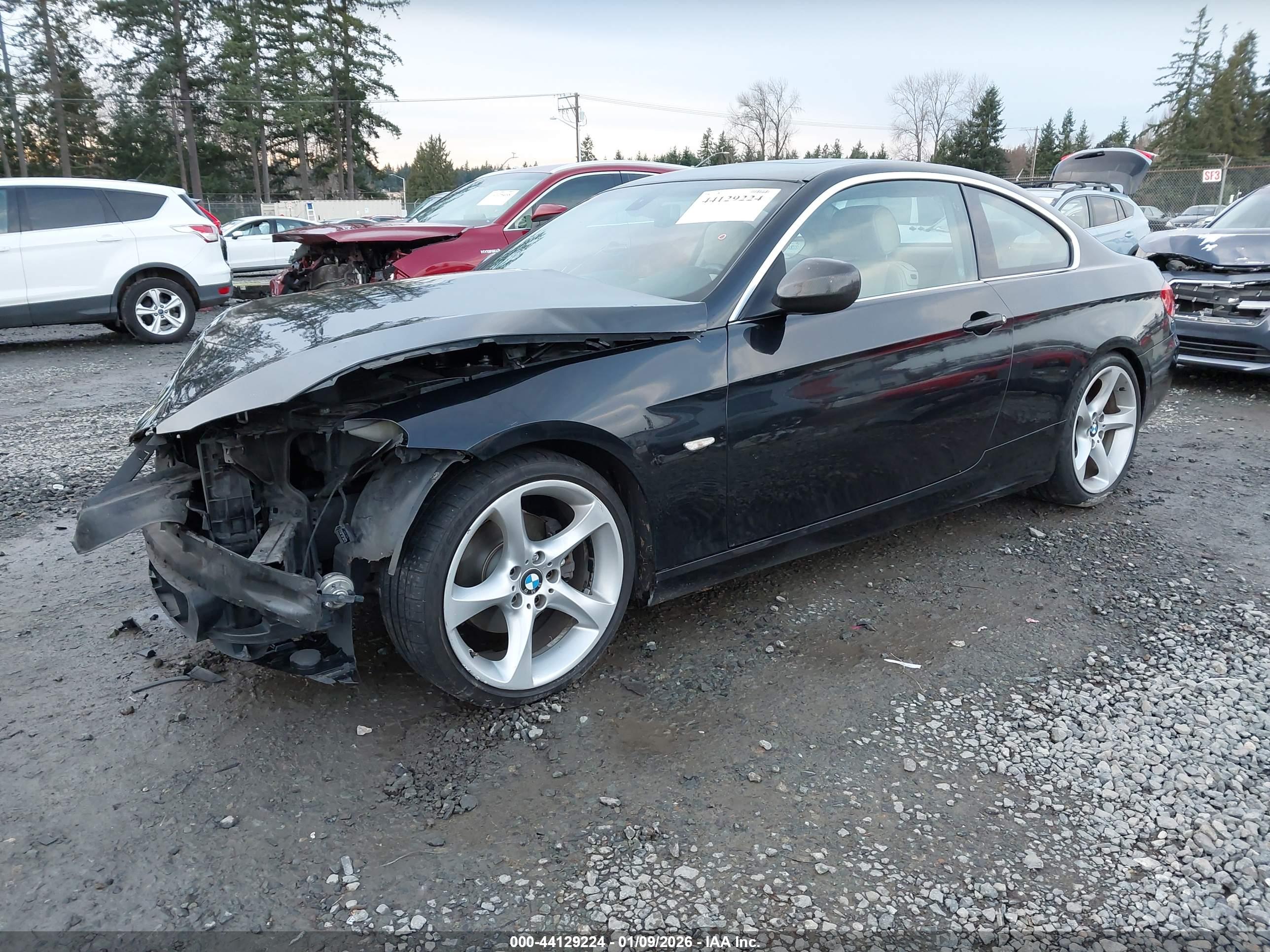BMW 328I image 2