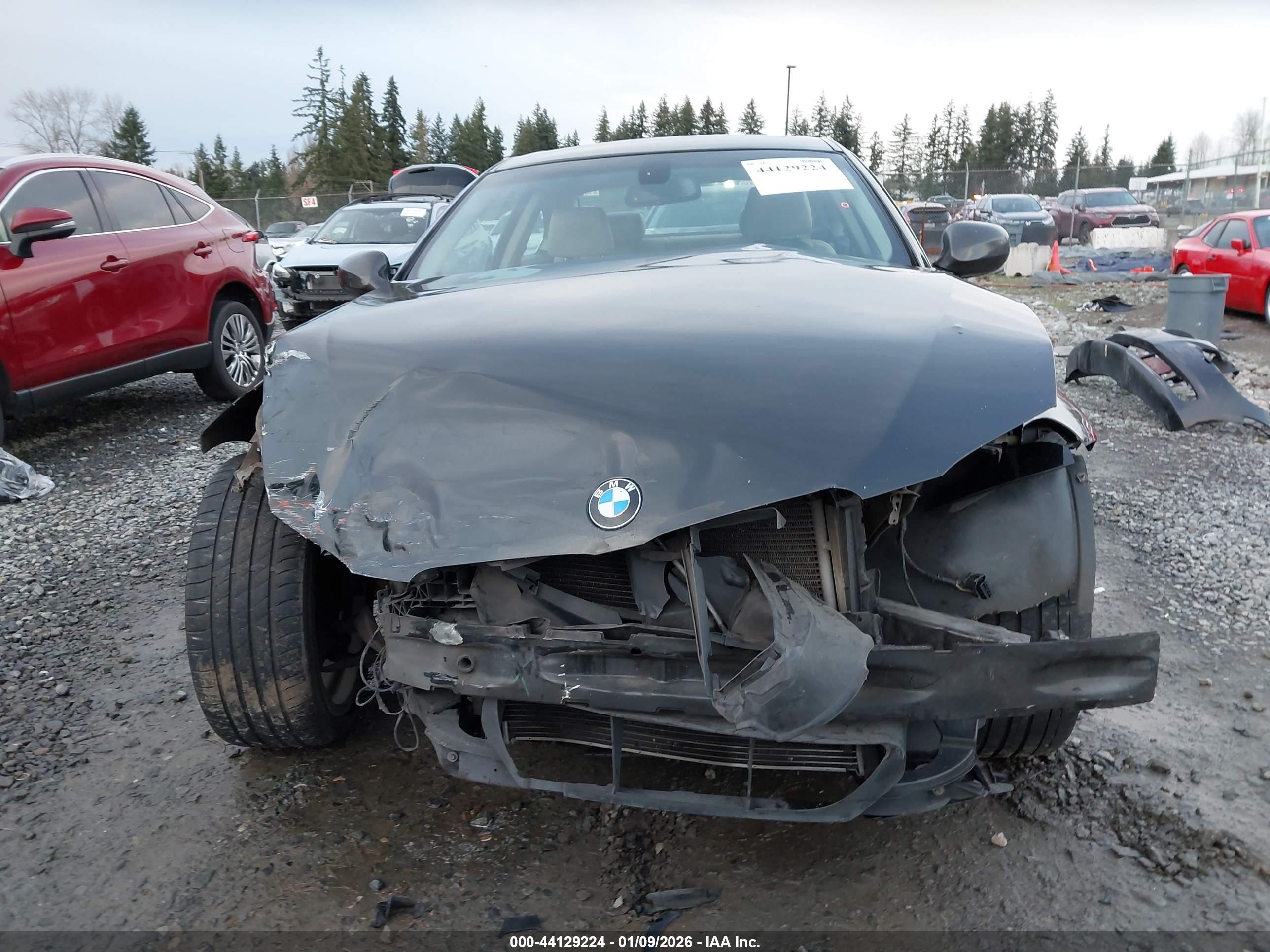 BMW 328I image 6