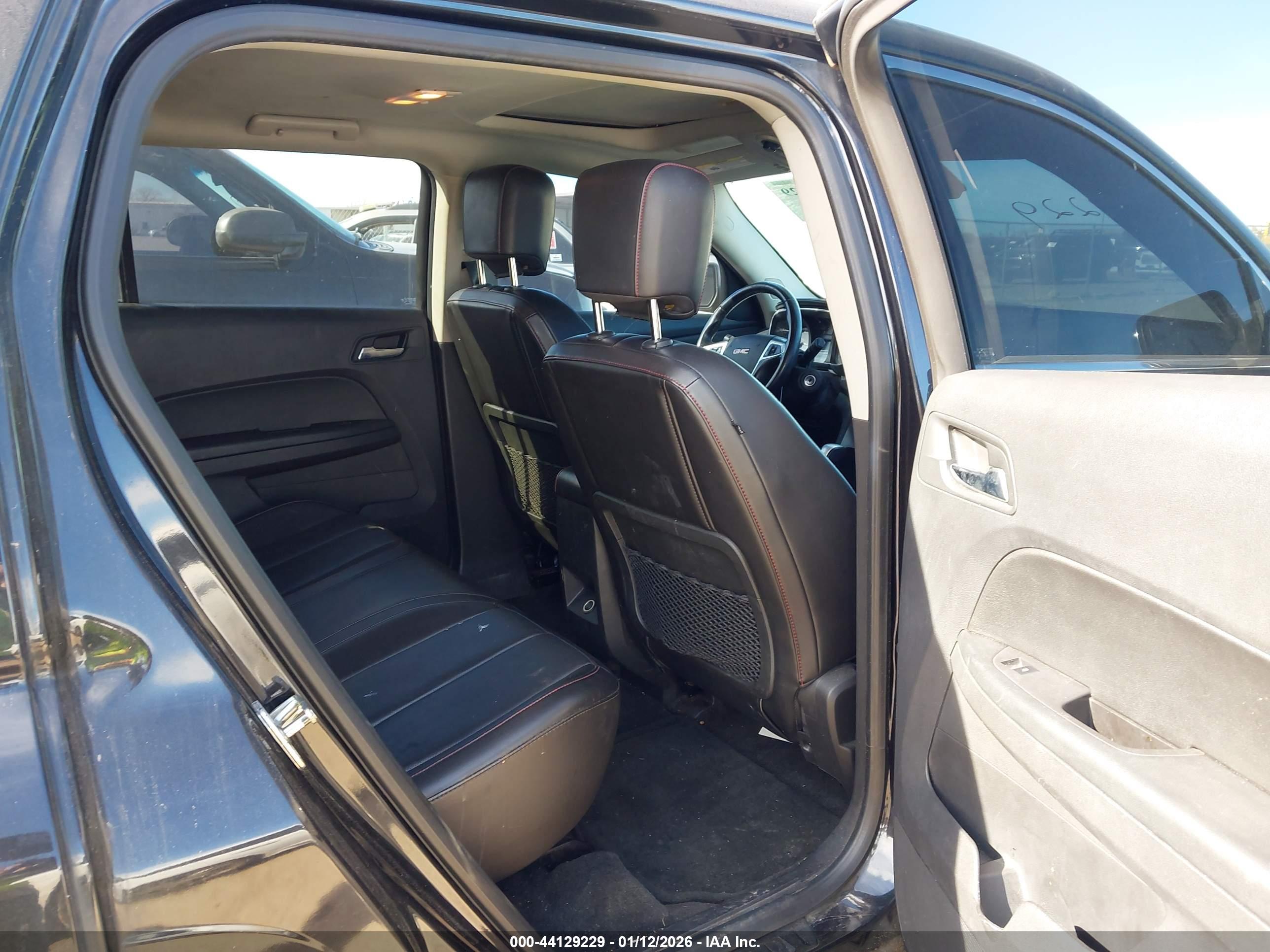 GMC TERRAIN image 8