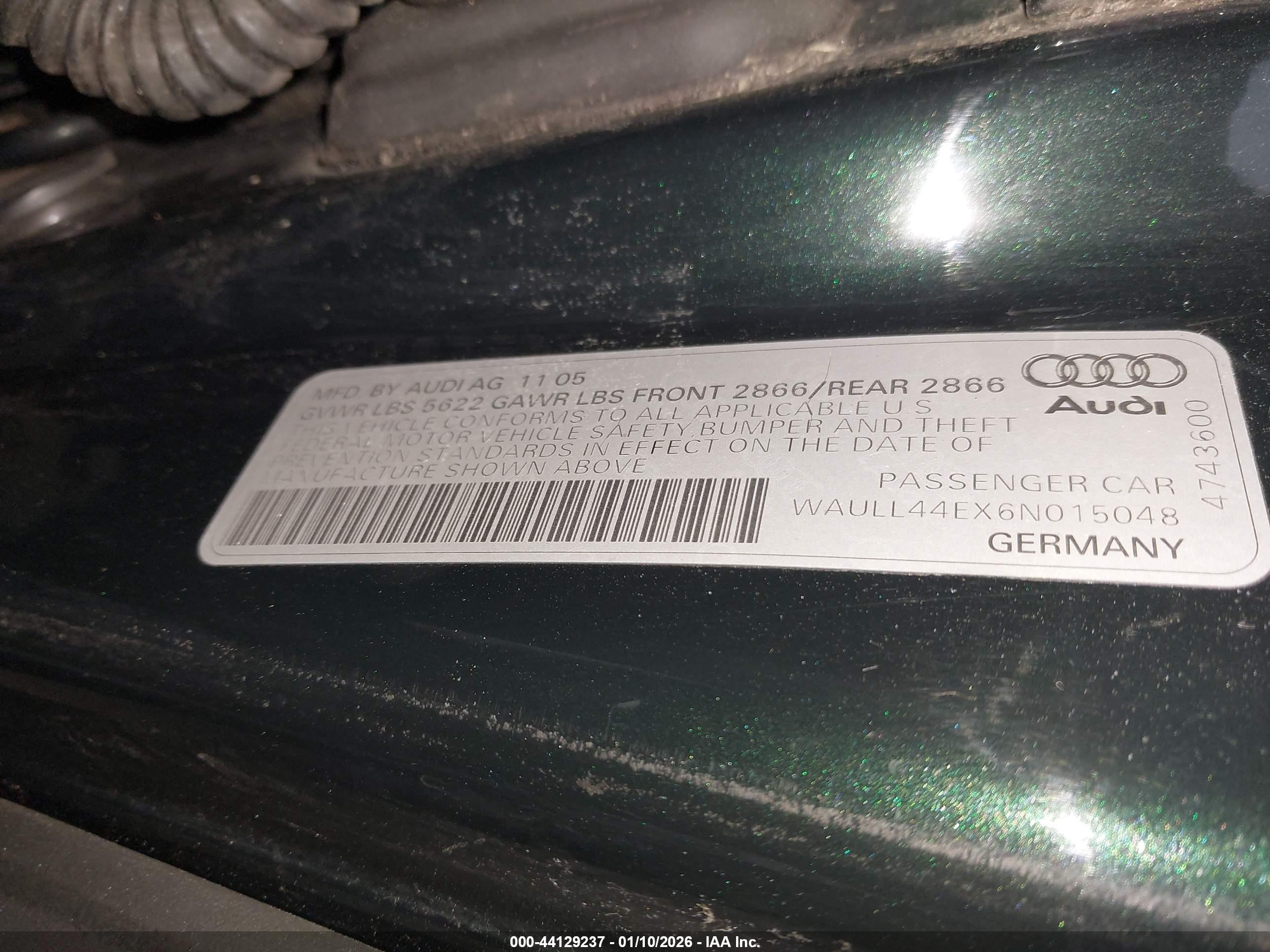 AUDI A8 image 9