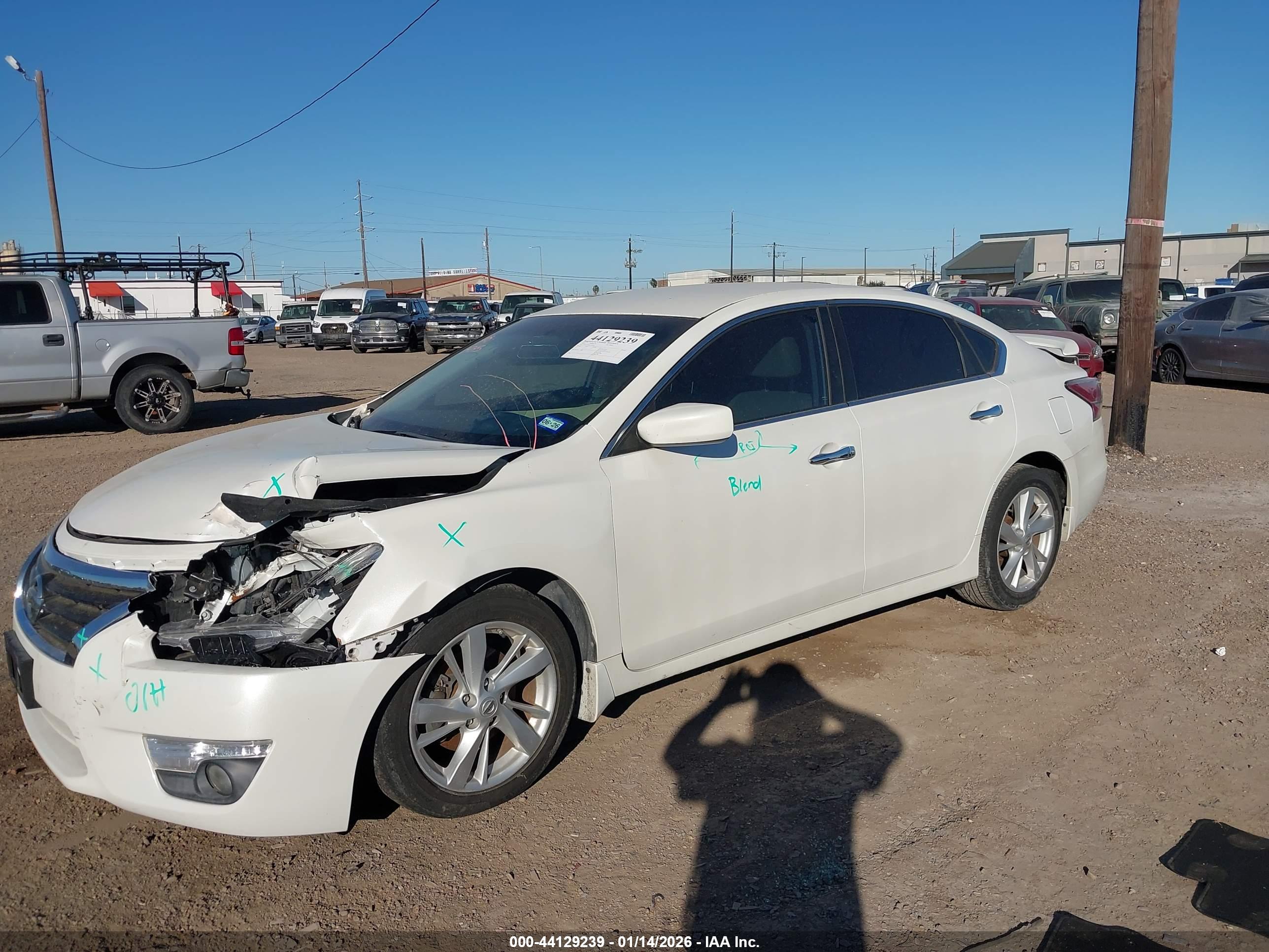 NISSAN ALTIMA image 2