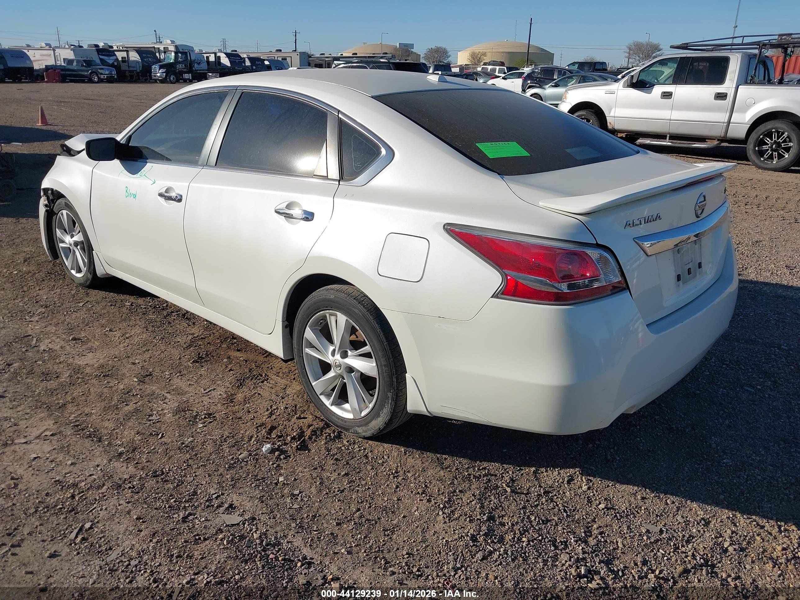 NISSAN ALTIMA image 3