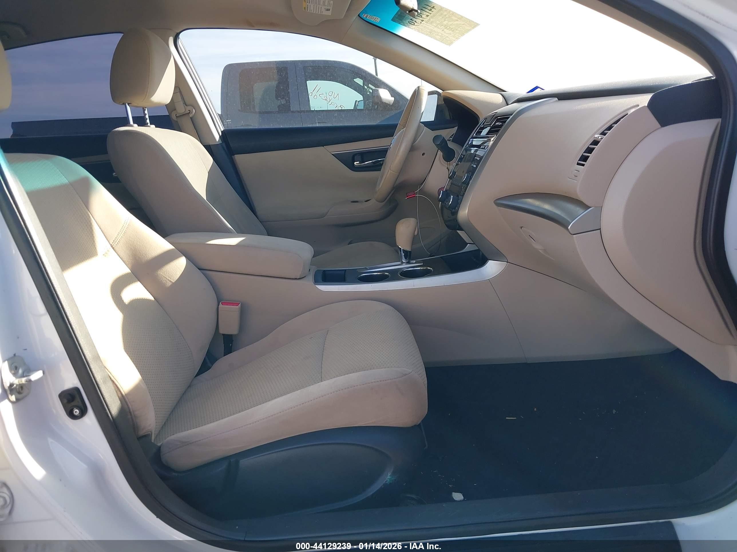 NISSAN ALTIMA image 5