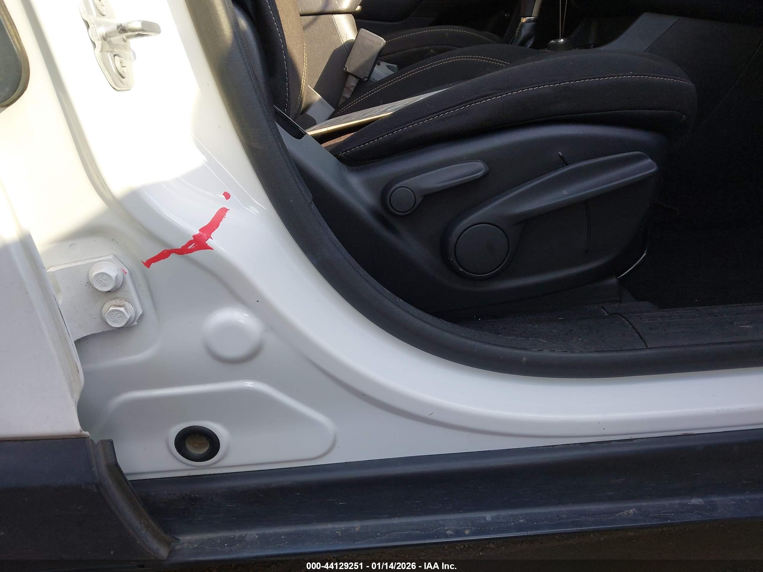 JEEP CHEROKEE image 6