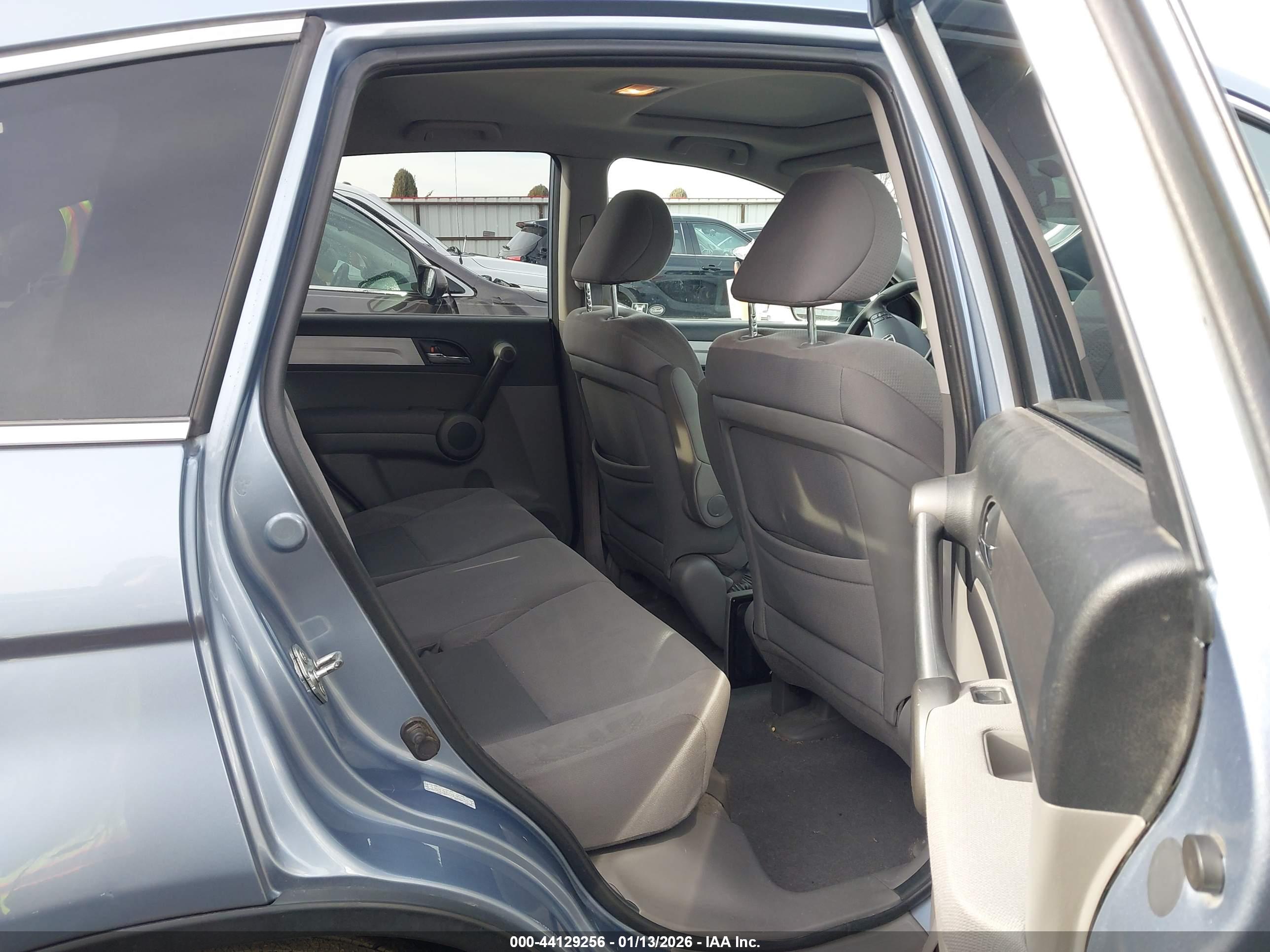 HONDA CR-V image 8
