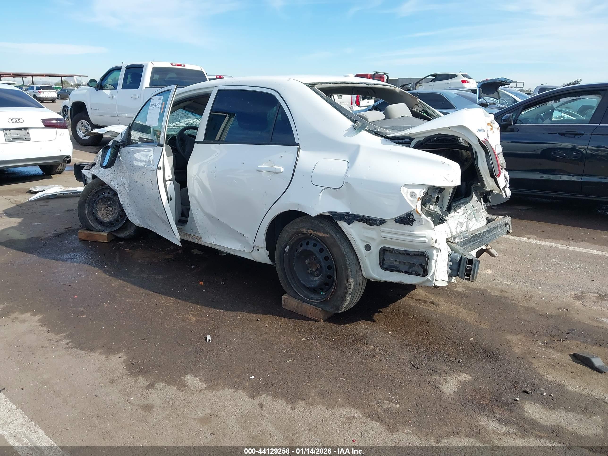 TOYOTA COROLLA image 3