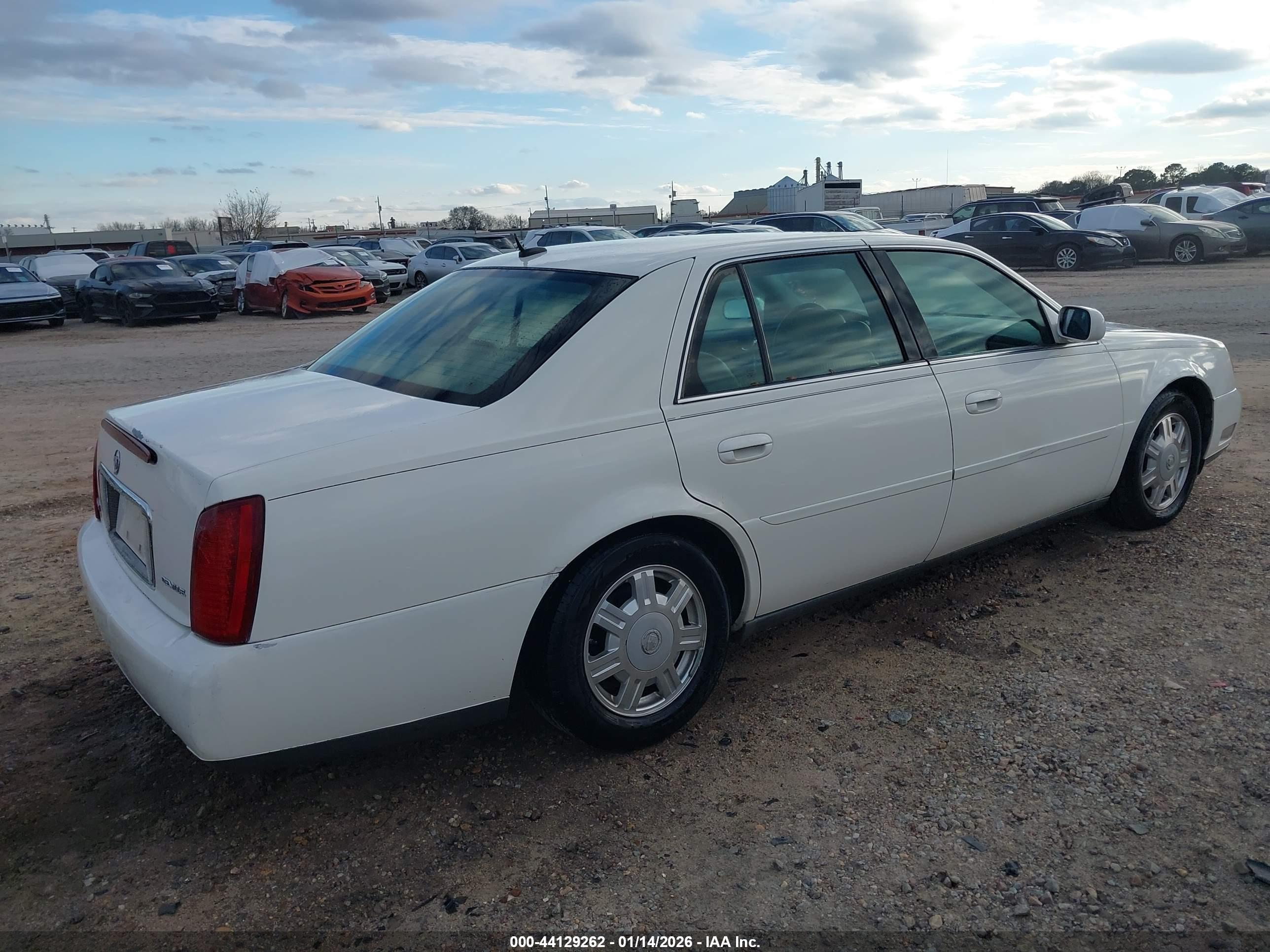 CADILLAC DEVILLE image 4