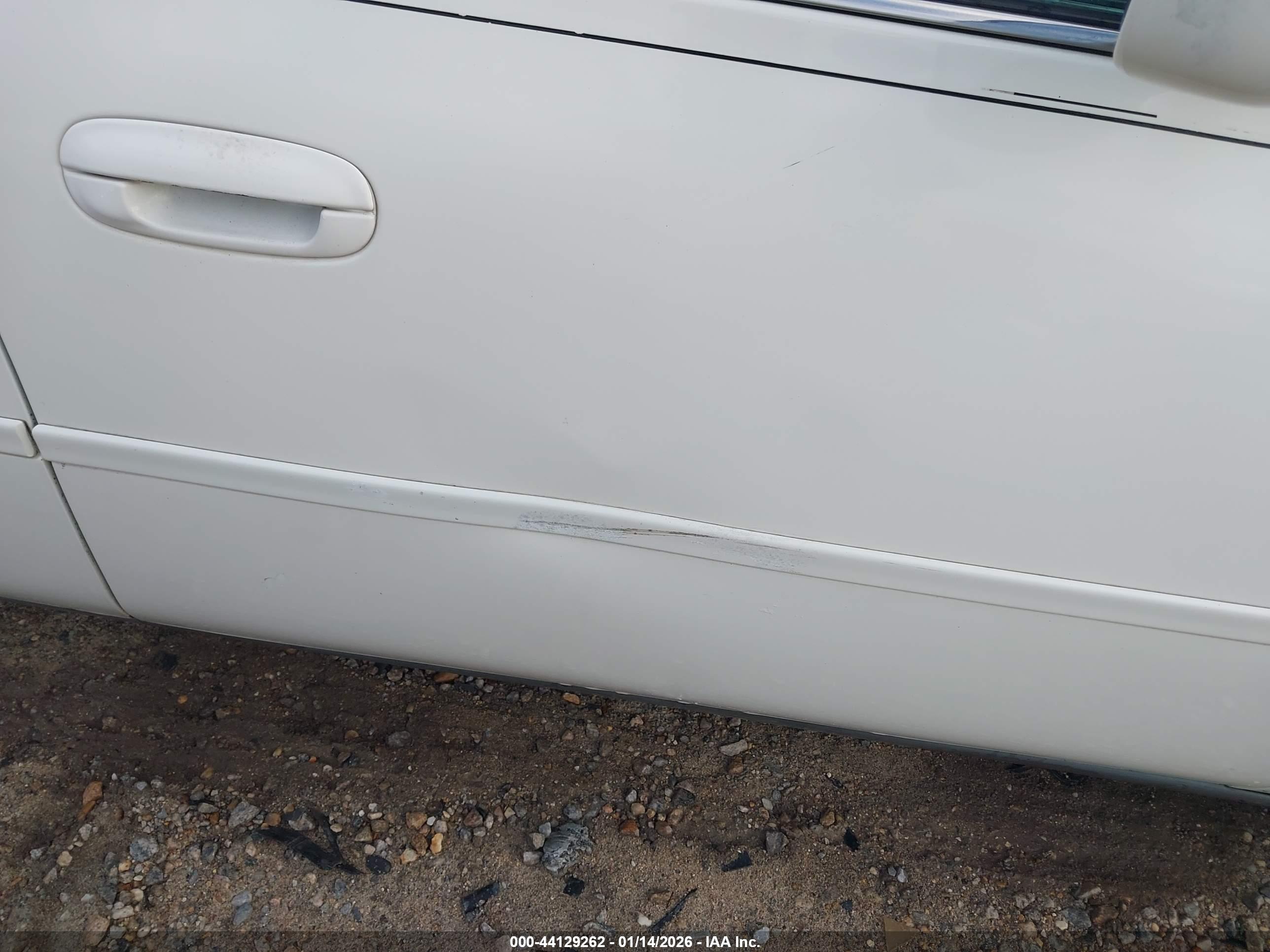 CADILLAC DEVILLE image 6