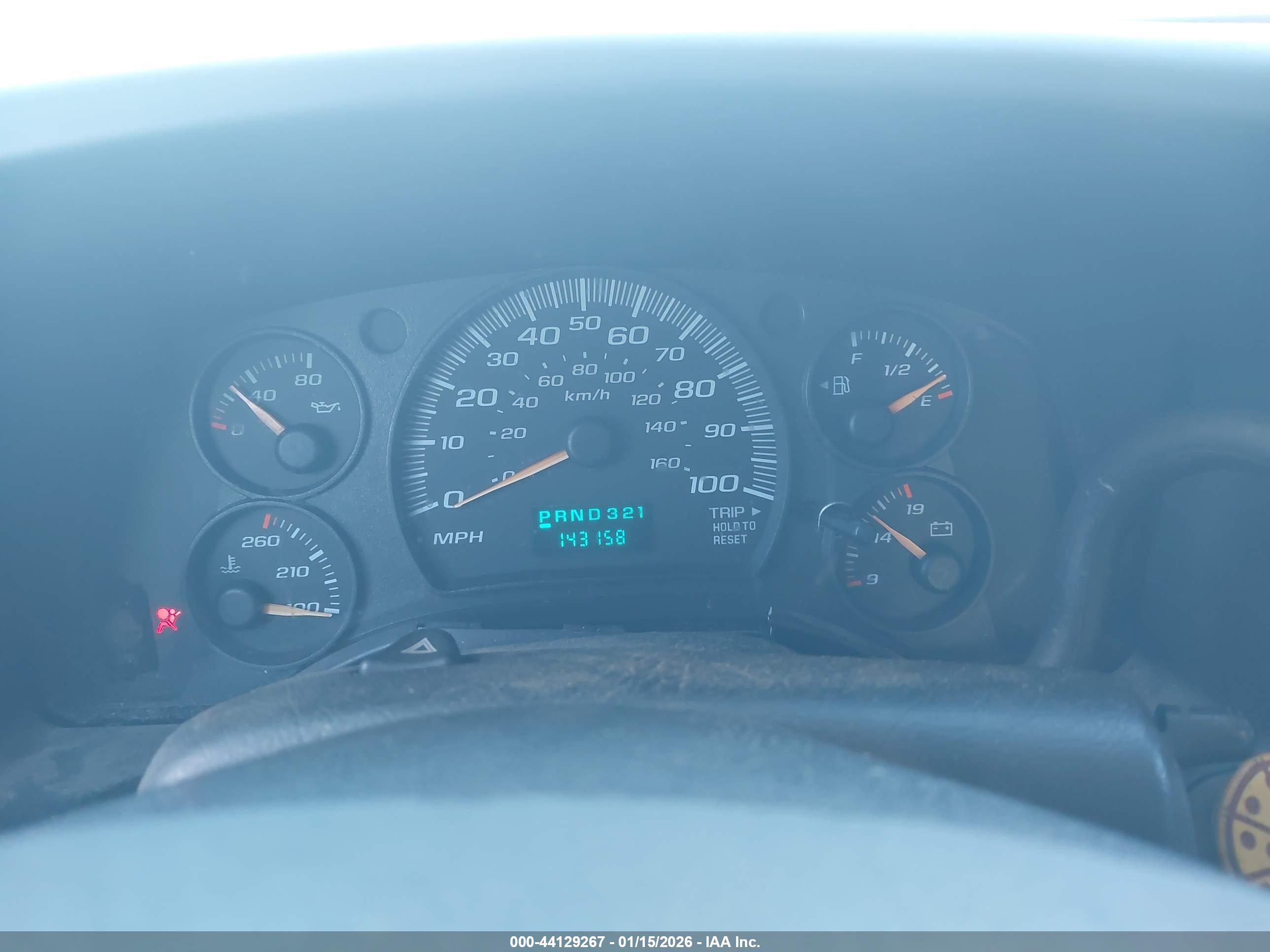 GMC SAVANA image 6