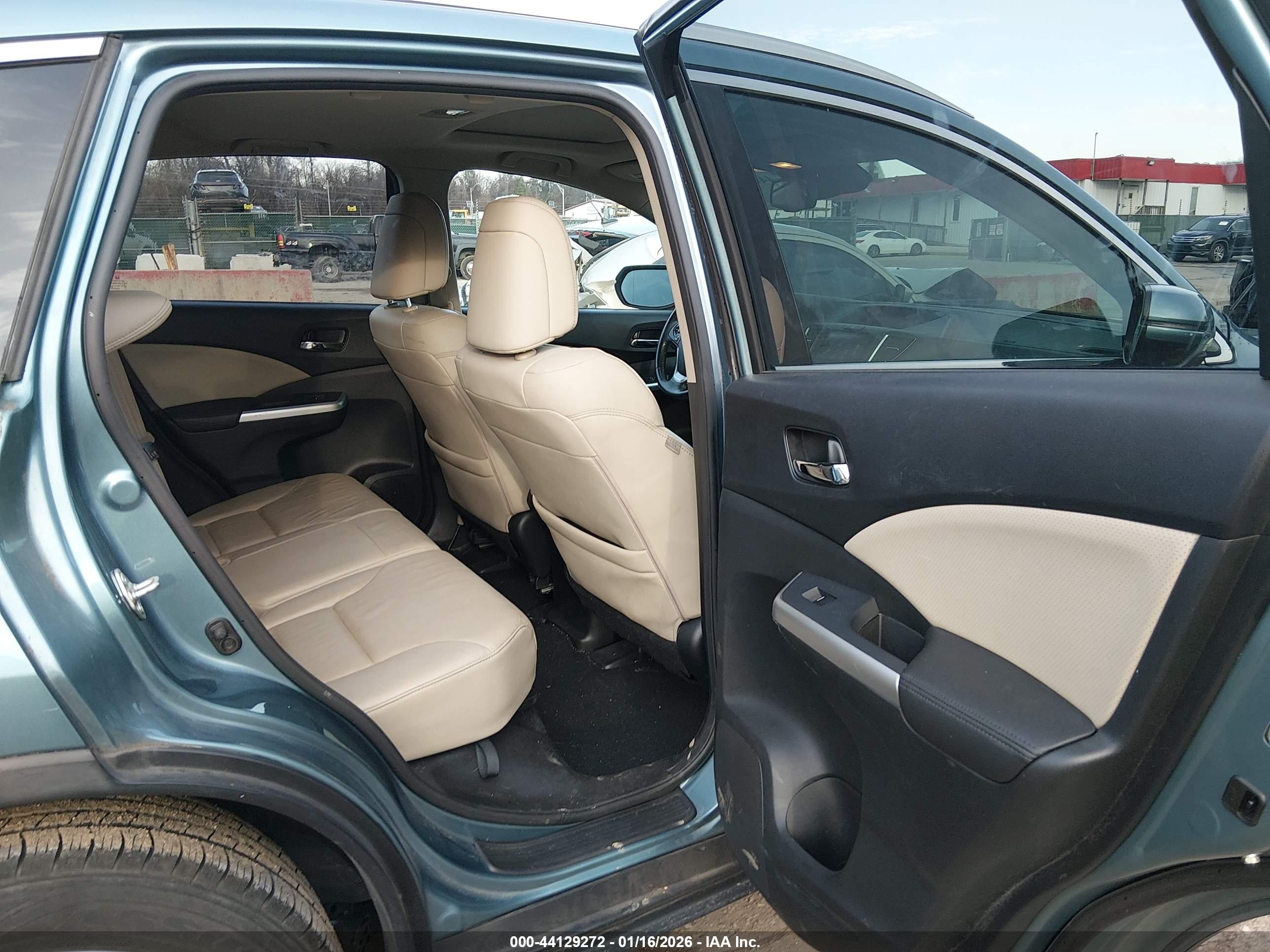 HONDA CR-V image 8