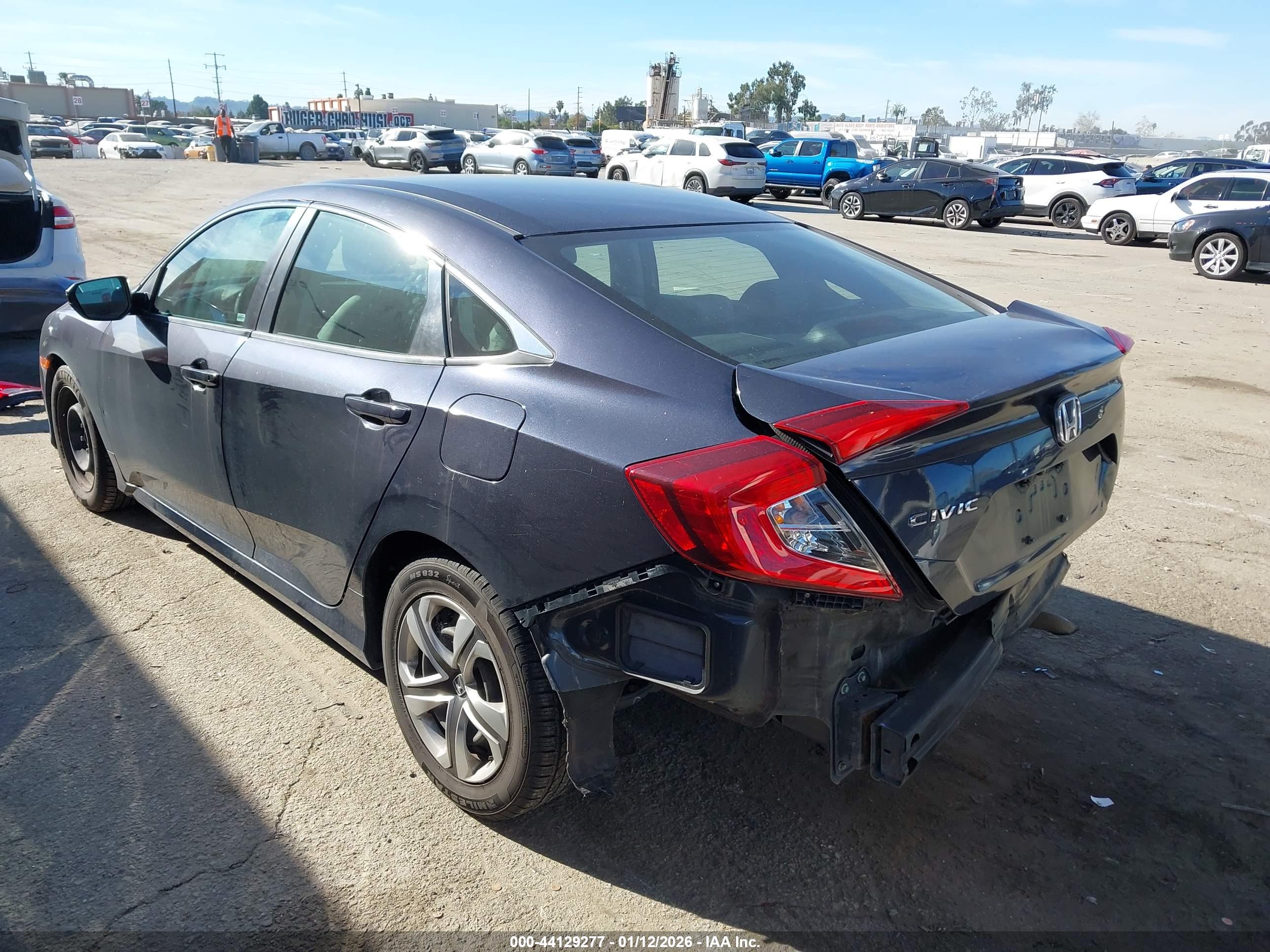 HONDA CIVIC image 3