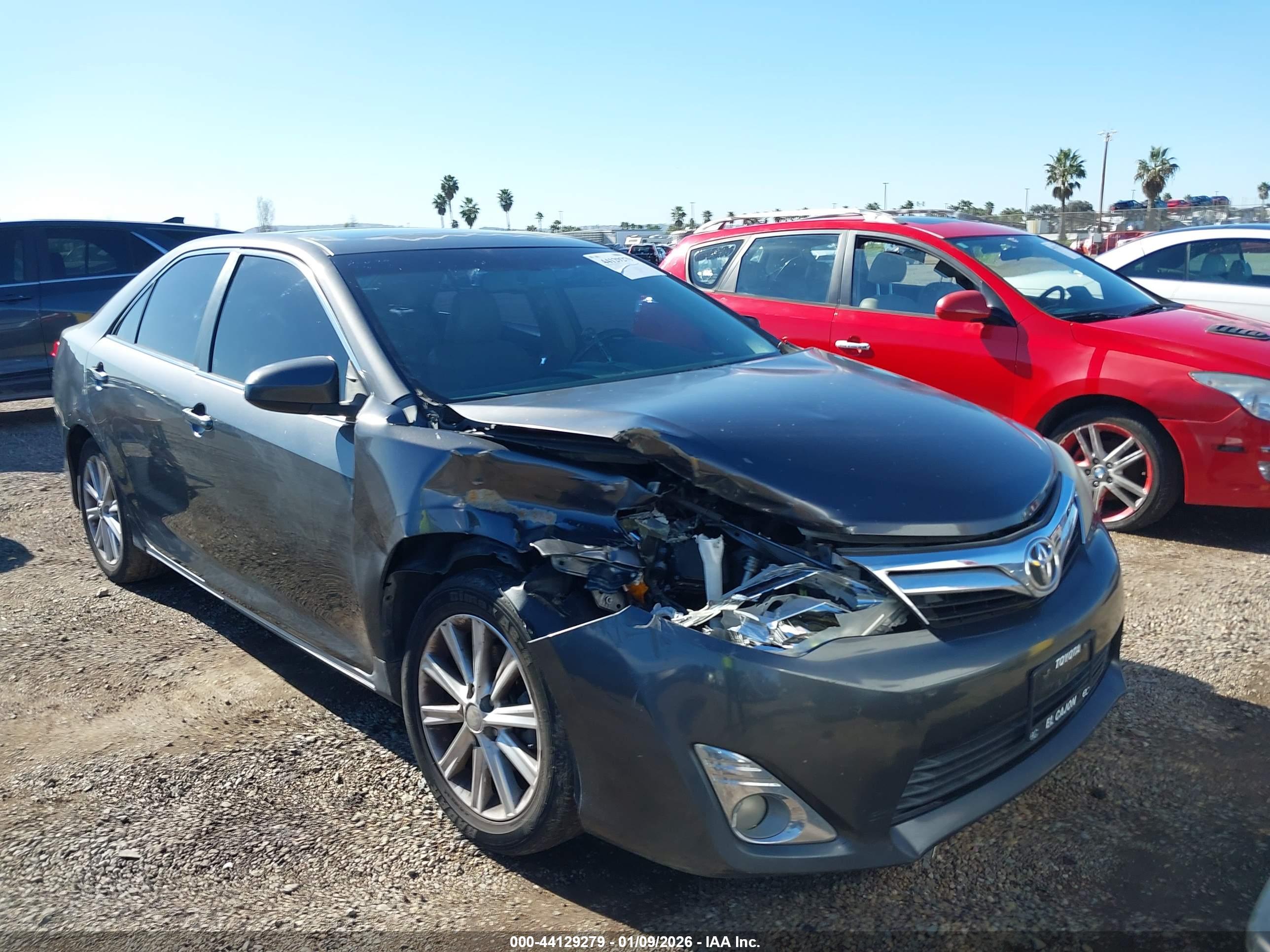 TOYOTA CAMRY image 6
