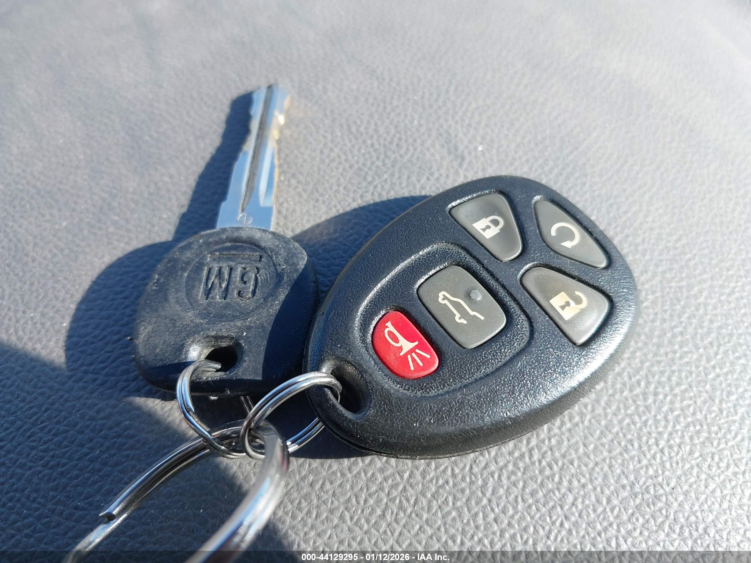 CHEVROLET TRAVERSE image 11