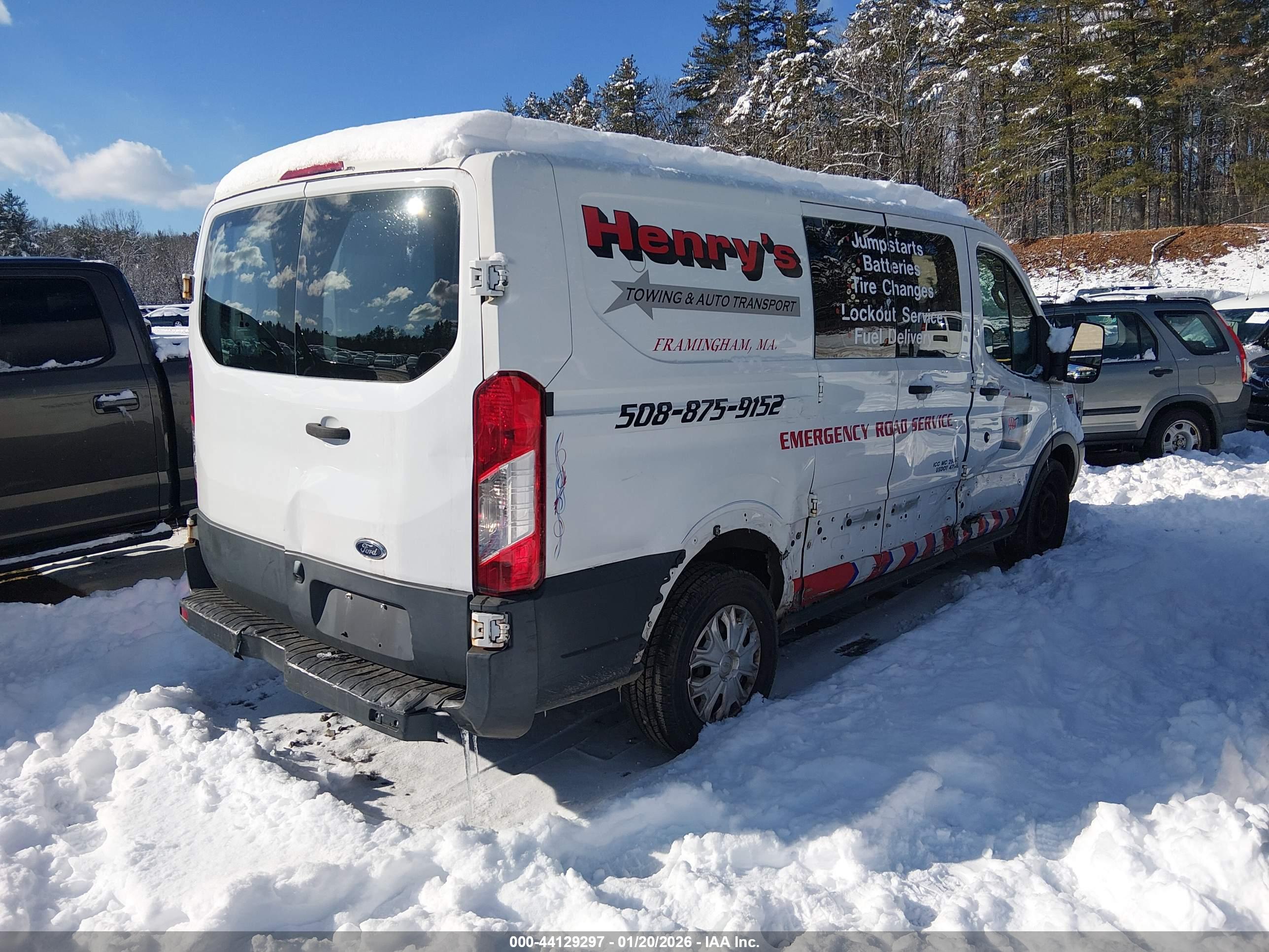FORD TRANSIT-250 image 4