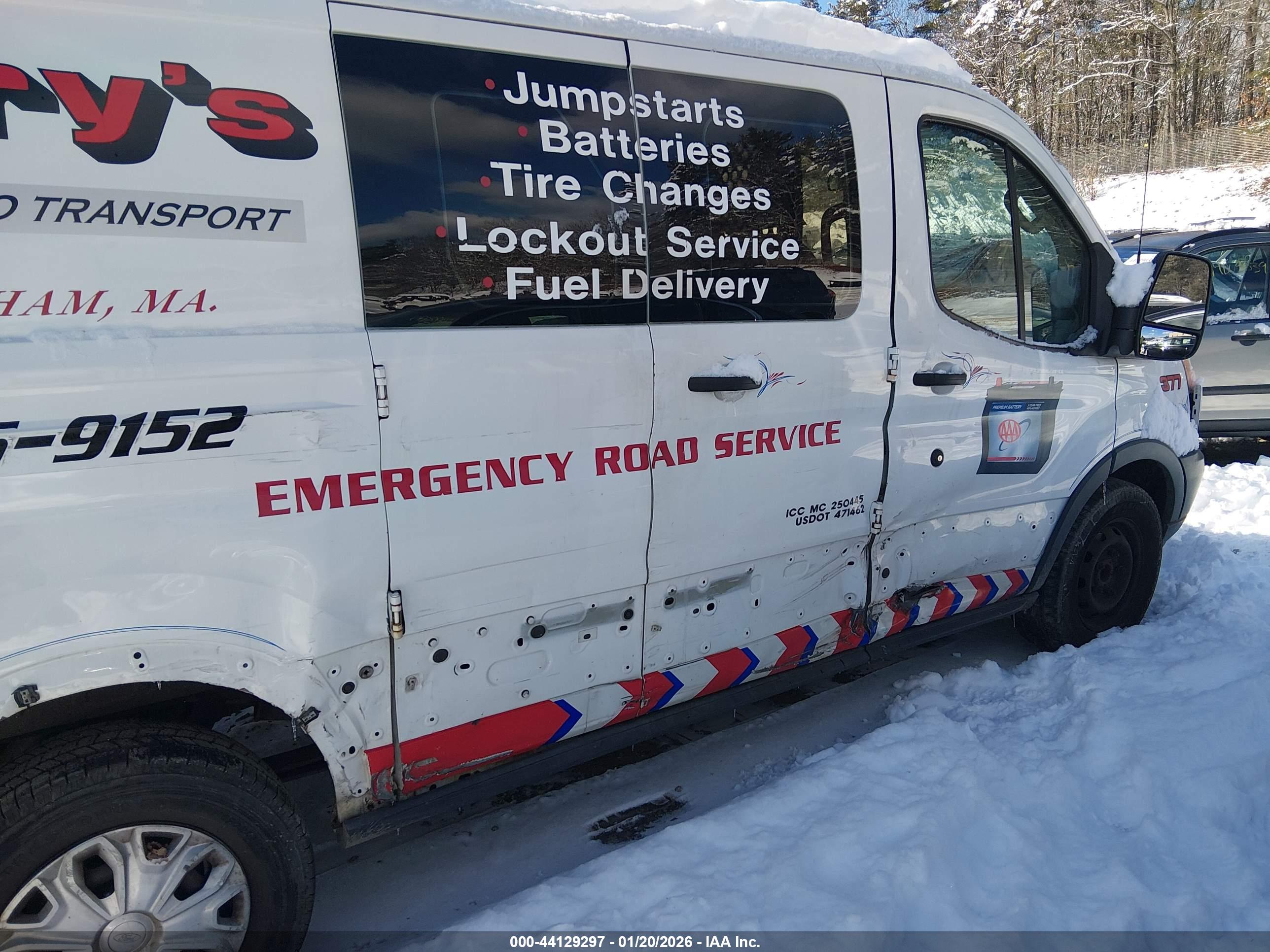FORD TRANSIT-250 image 6