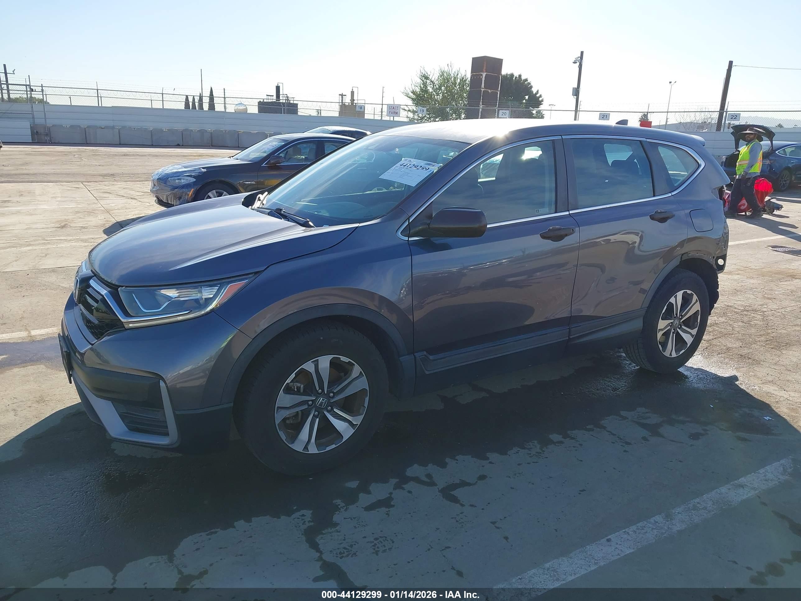 HONDA CR-V image 2