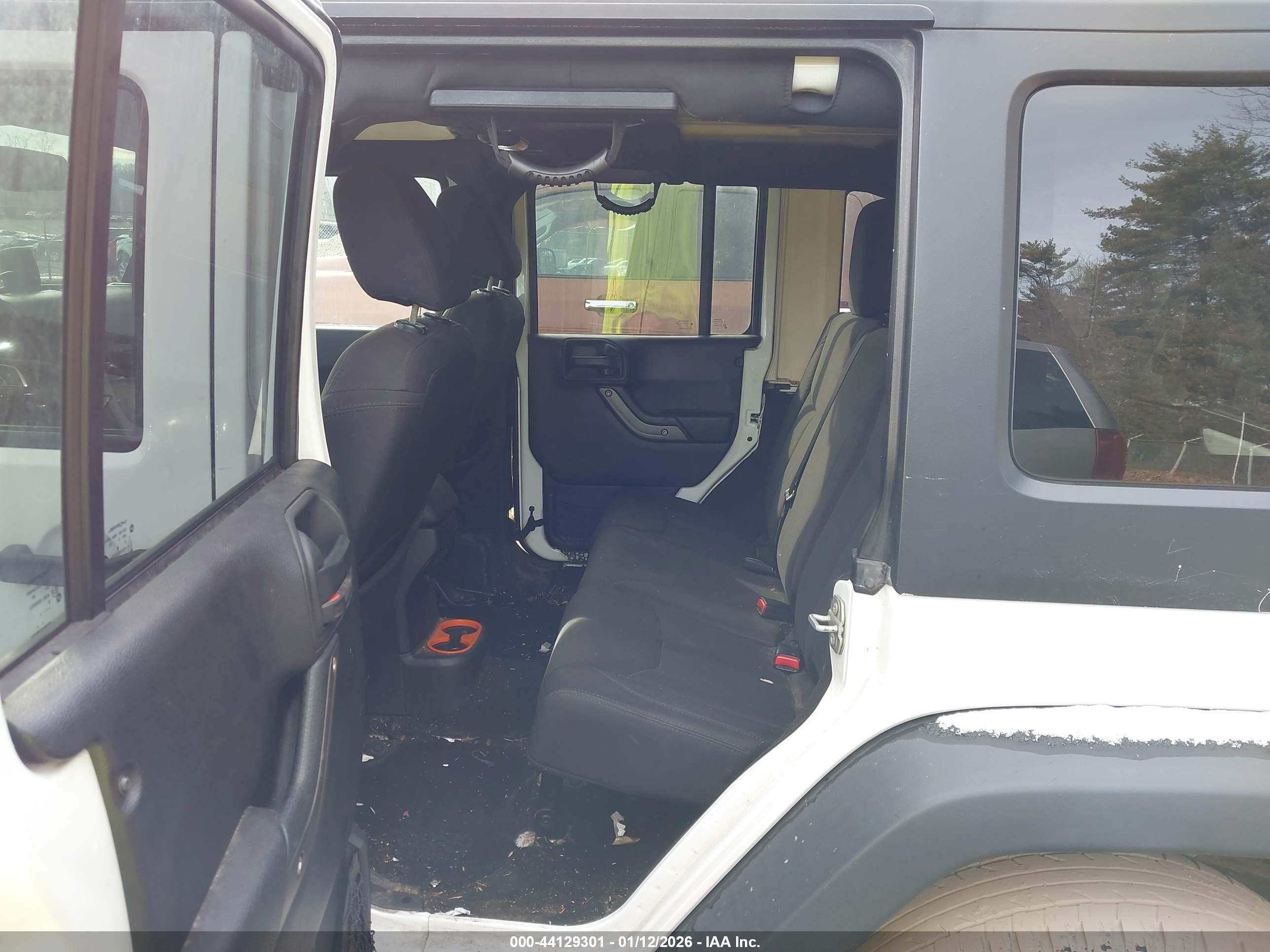 JEEP WRANGLER image 8