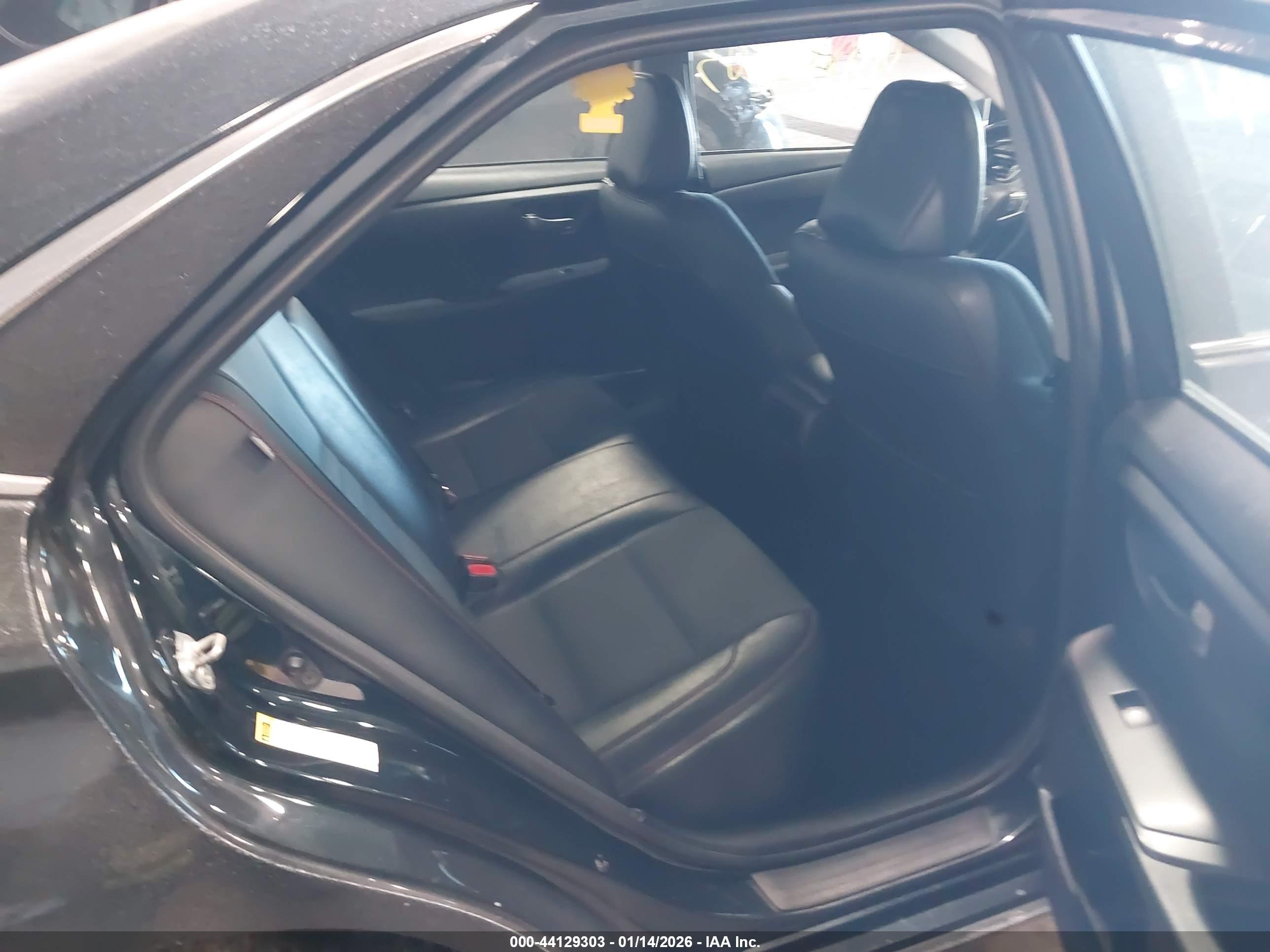 TOYOTA CAMRY image 8