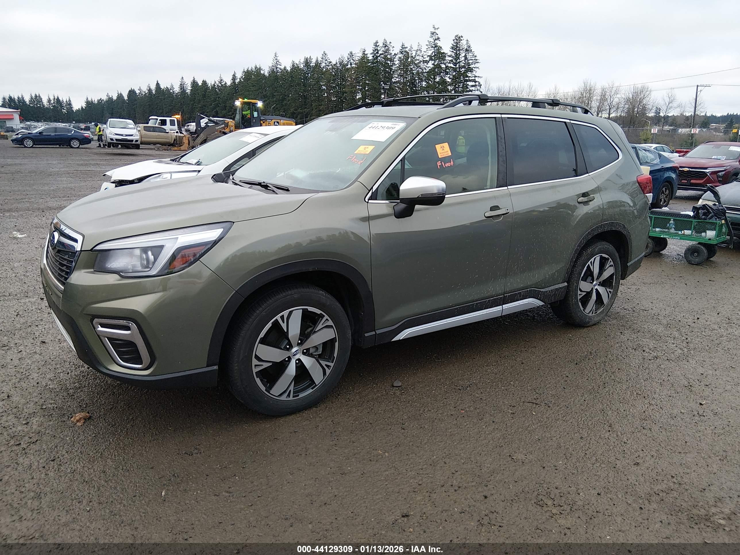 SUBARU FORESTER image 2