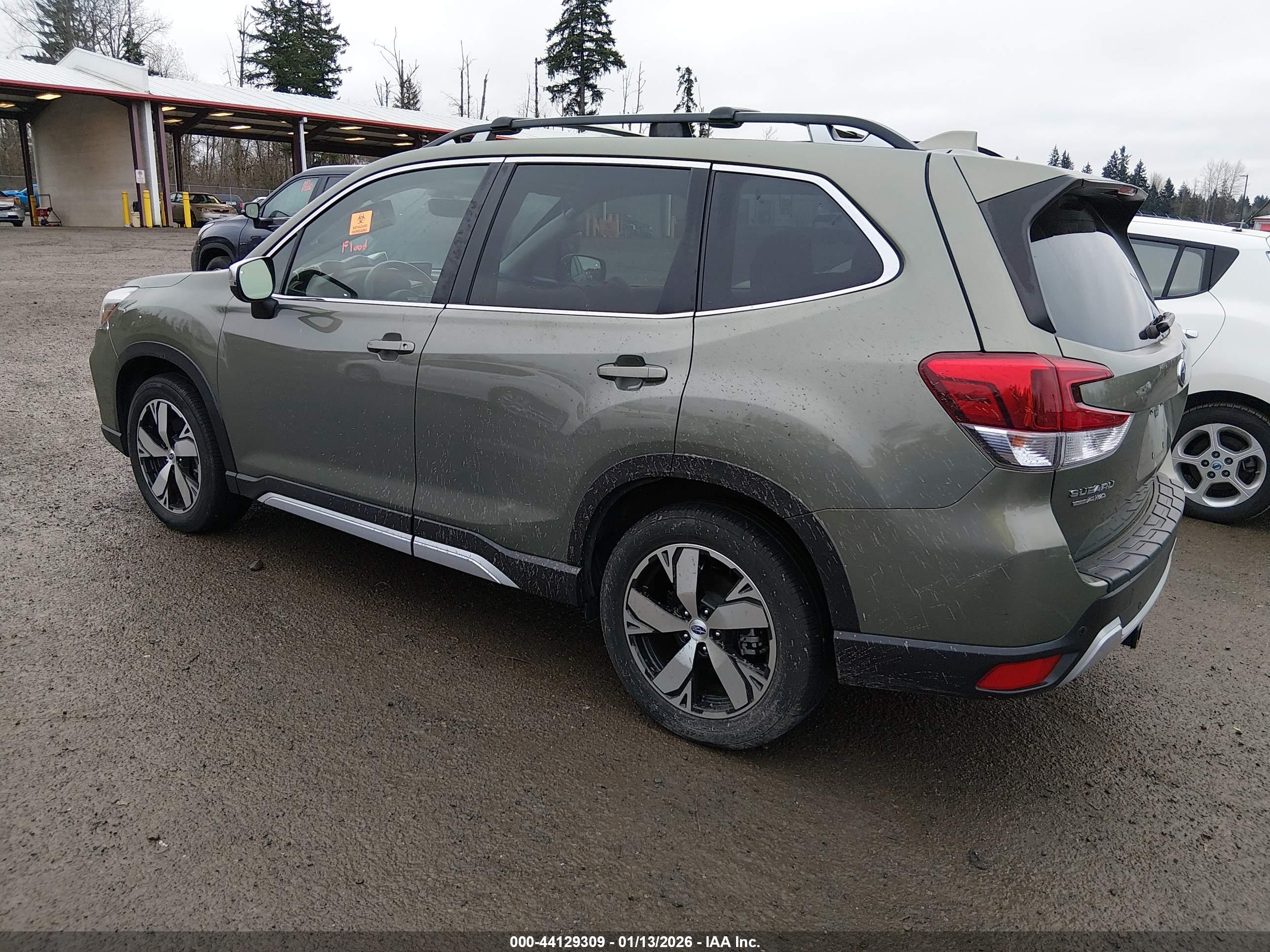 SUBARU FORESTER image 3