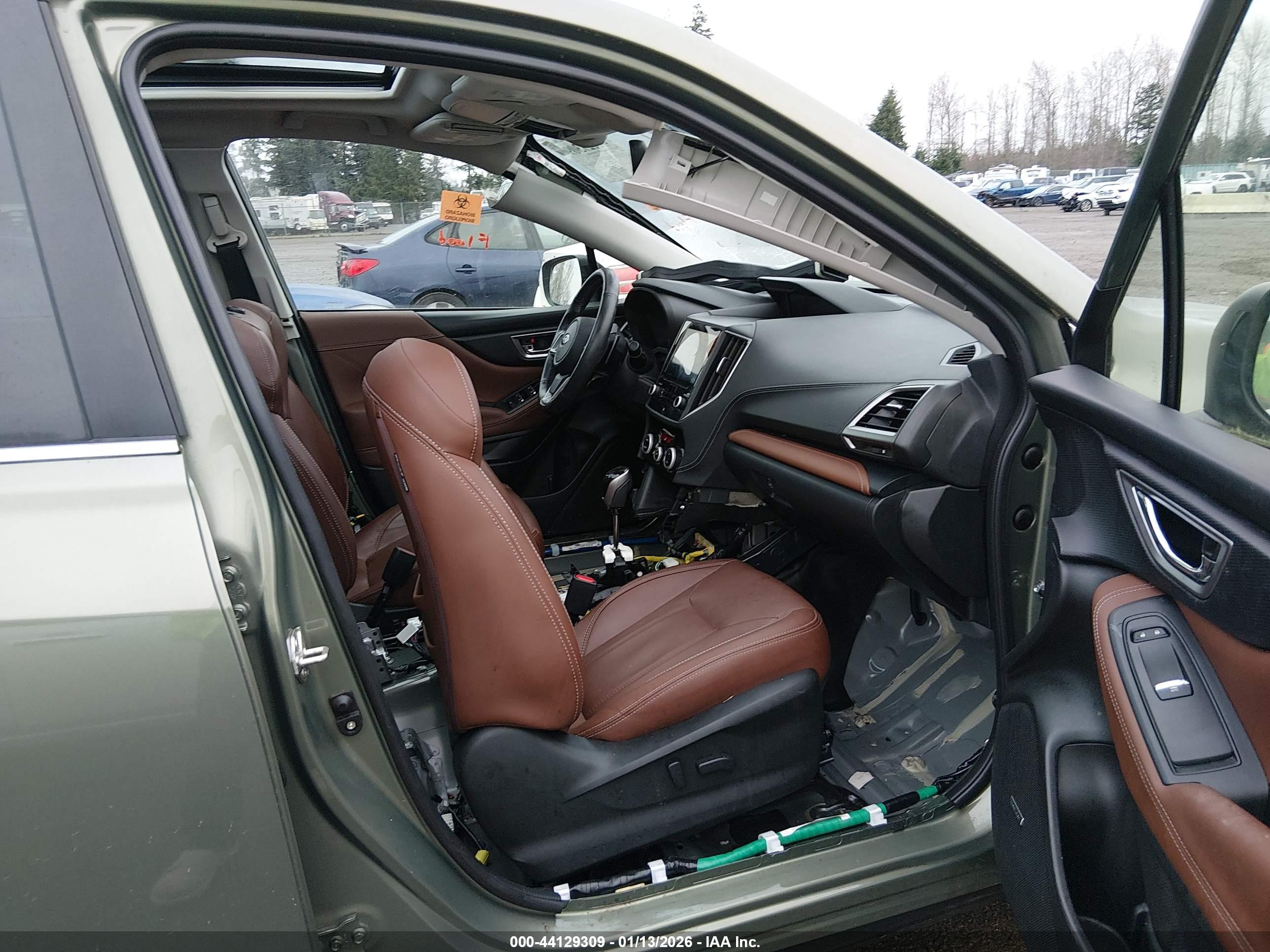 SUBARU FORESTER image 5