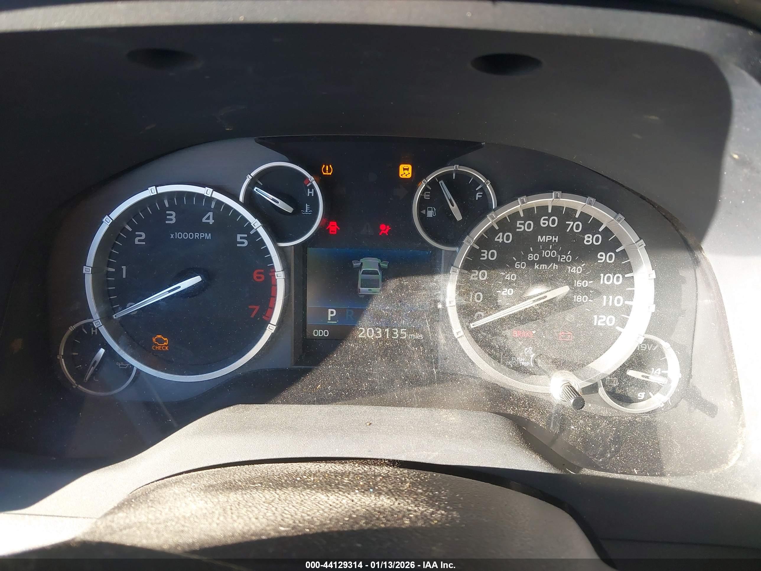 TOYOTA TUNDRA image 7