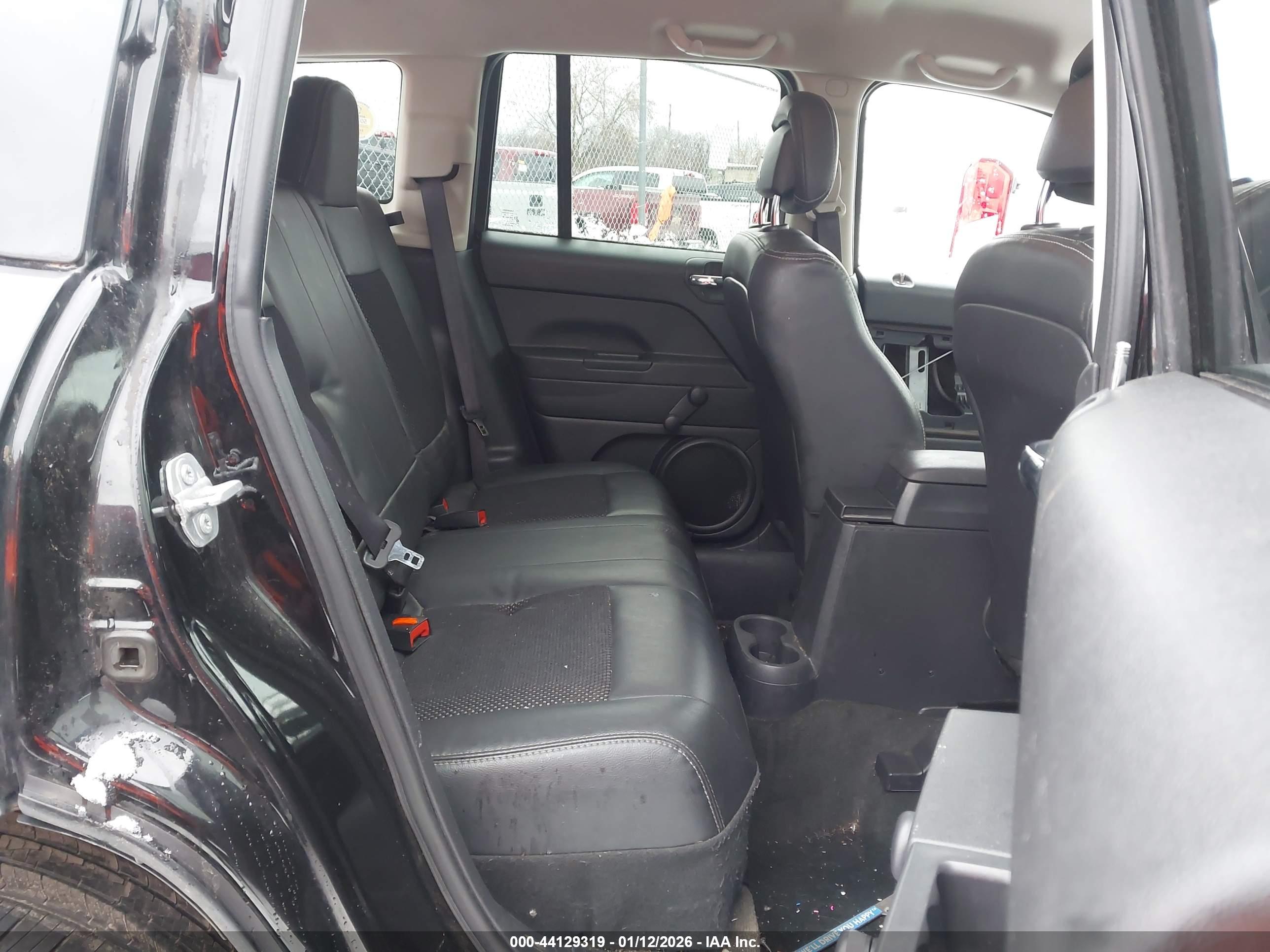JEEP COMPASS image 8