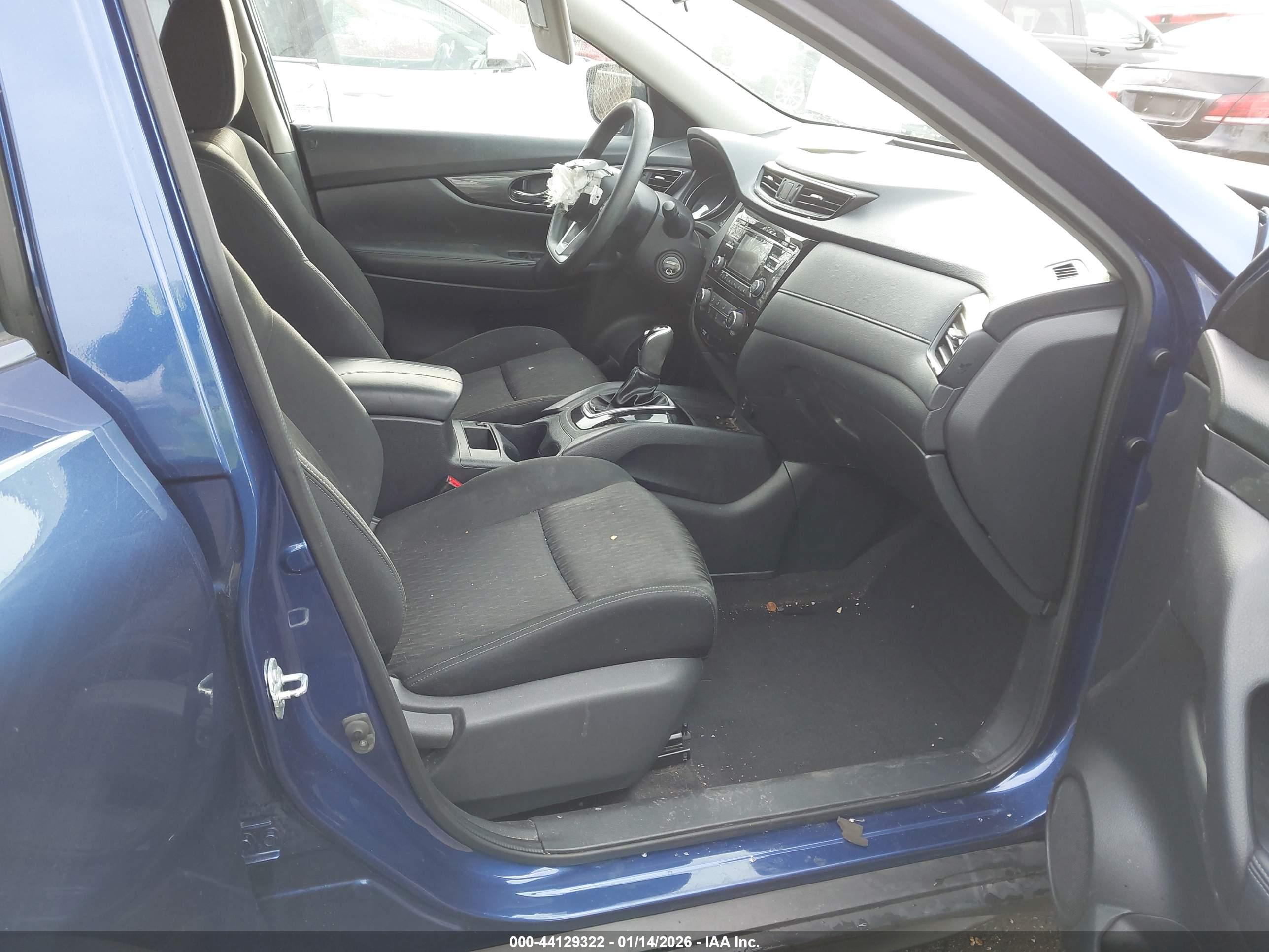 NISSAN ROGUE image 5
