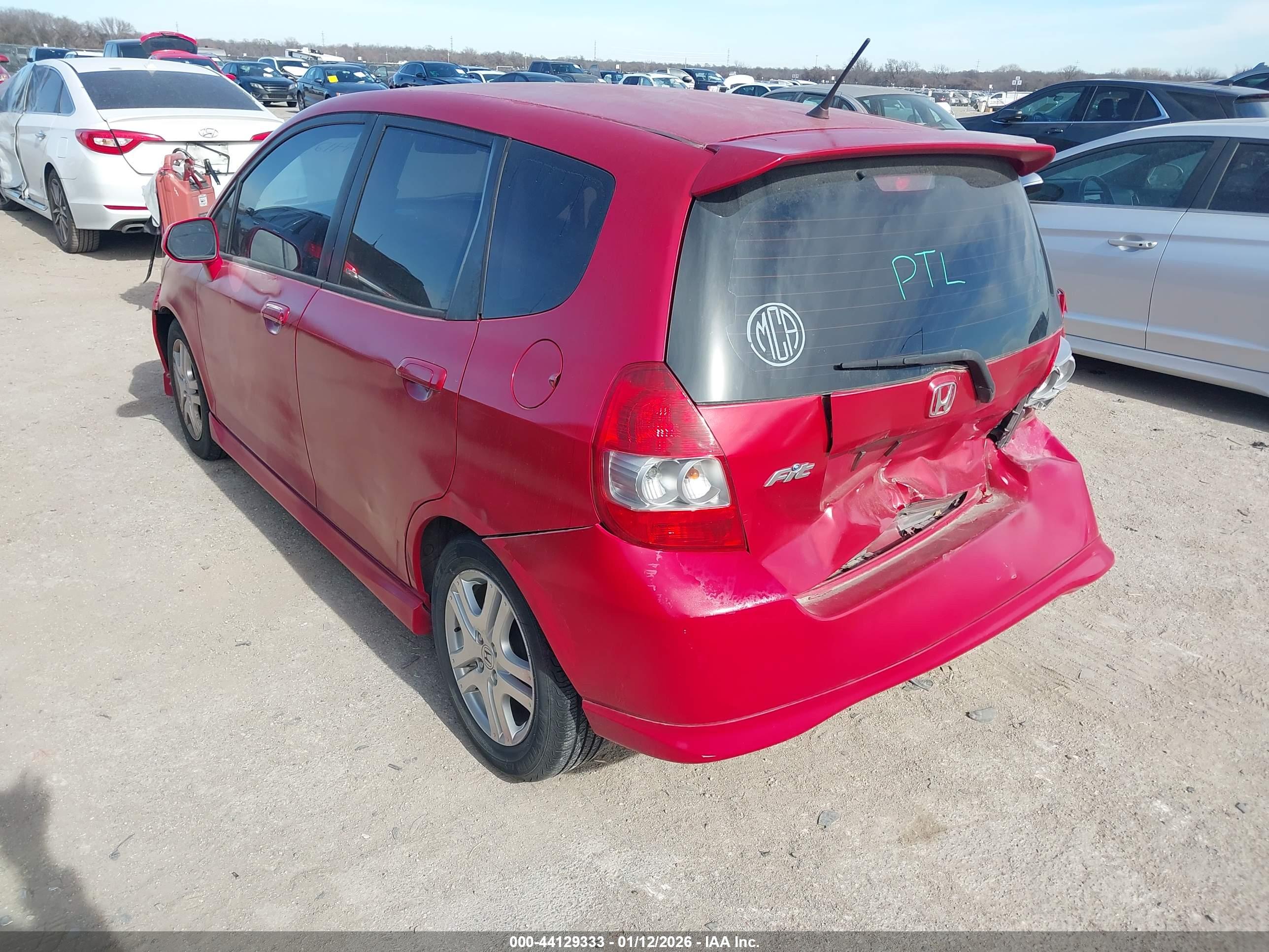 HONDA FIT image 3
