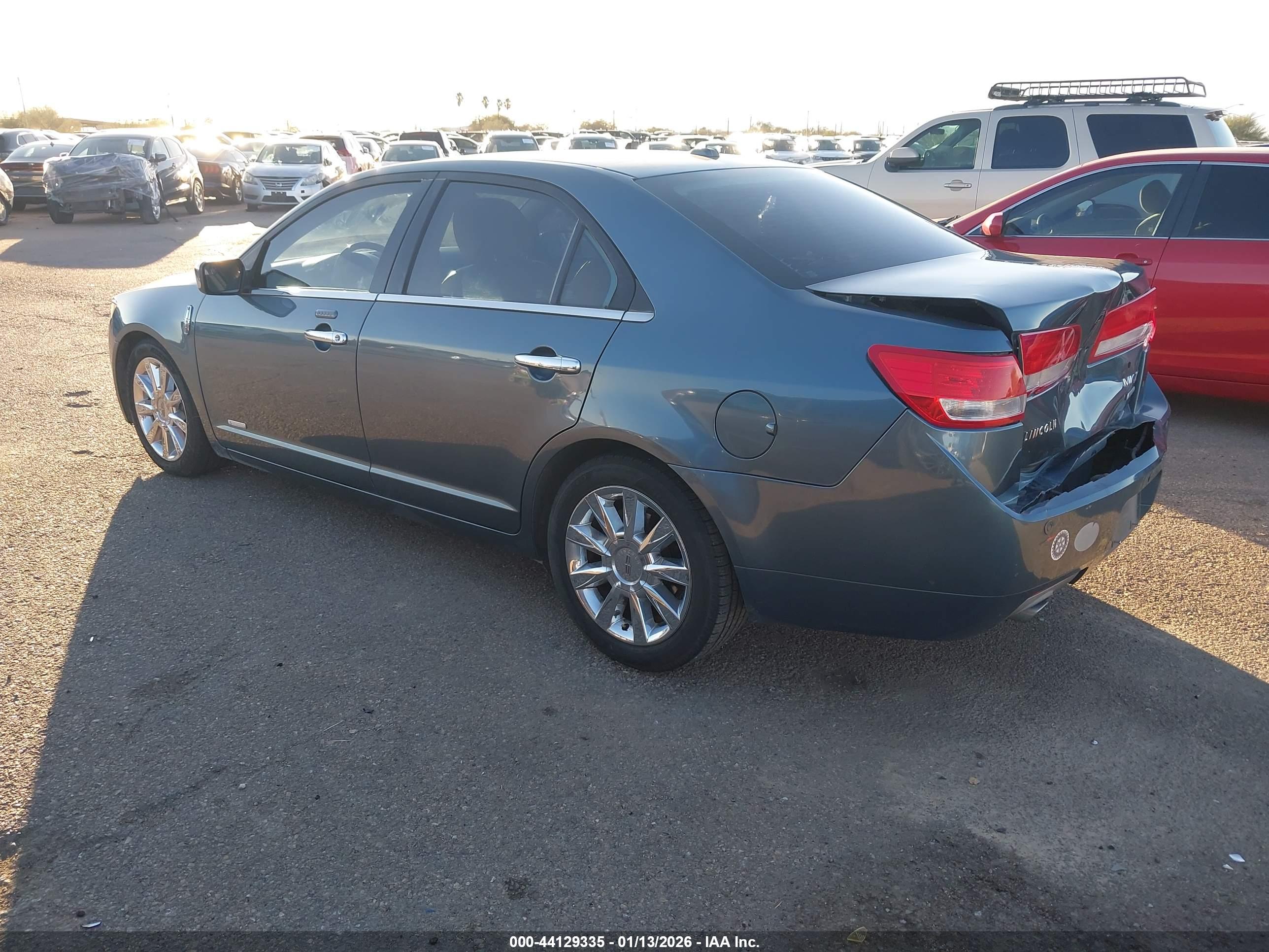 LINCOLN MKZ image 3