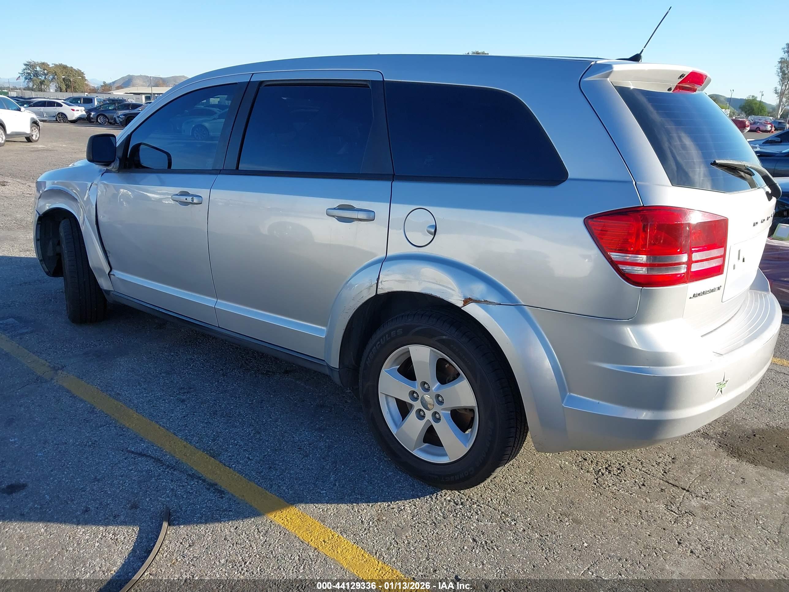 DODGE JOURNEY image 3