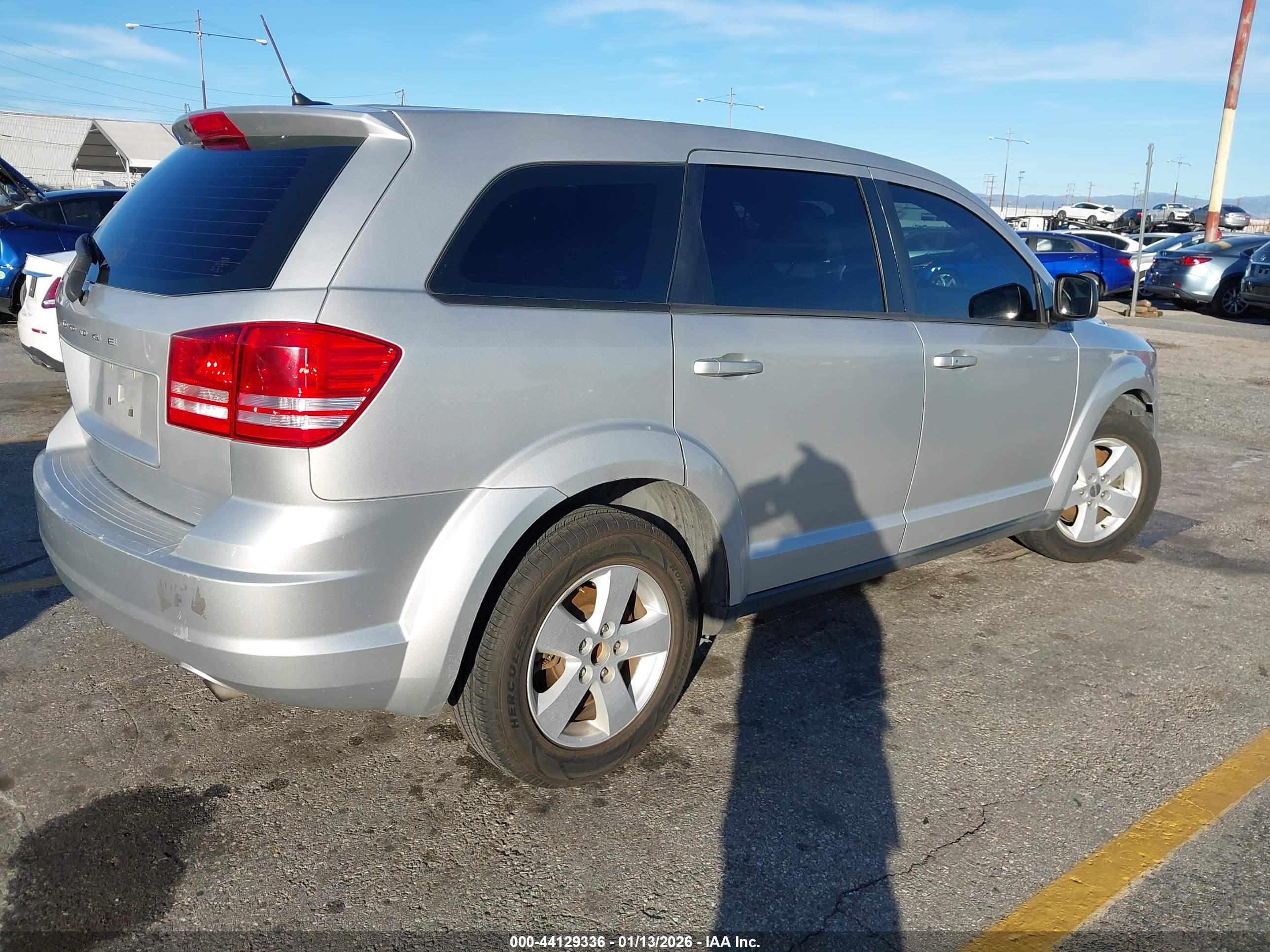 DODGE JOURNEY image 4